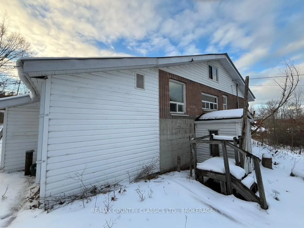 Photo 55 of 534 B Slate Falls Road, Addington Highlands — HOMEH