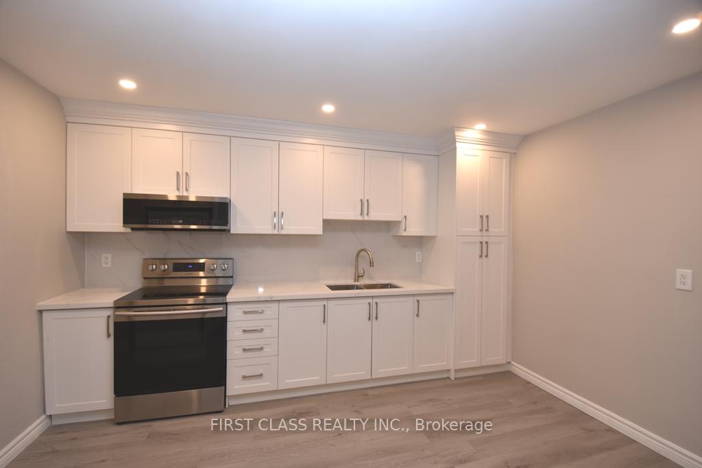 Photo 5 of 58 Bradstone Square, Scarborough, Malvern — HOMEH