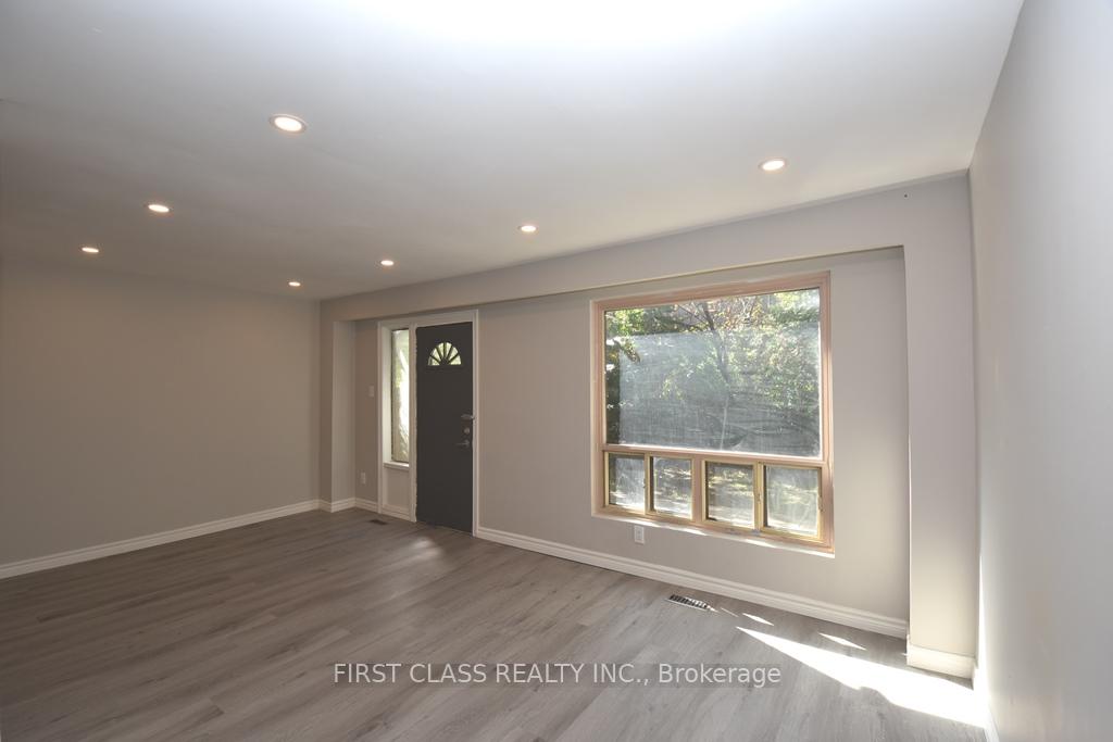 Photo 8 of 58 Bradstone Square, Scarborough, Malvern — HOMEH