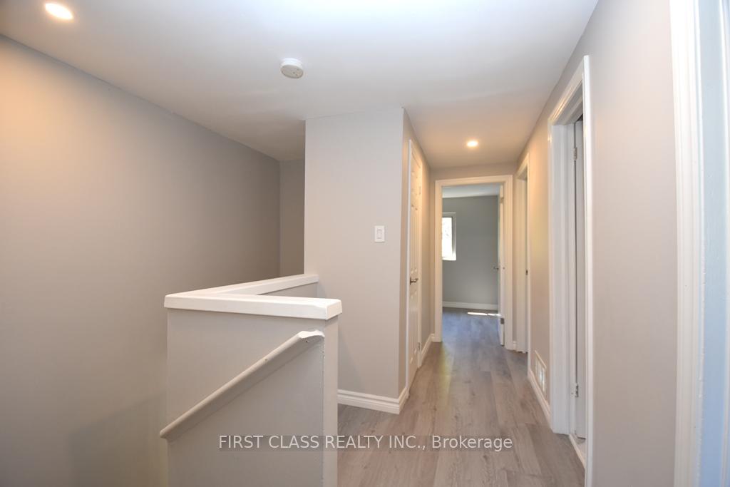 Photo 10 of 58 Bradstone Square, Scarborough, Malvern — HOMEH