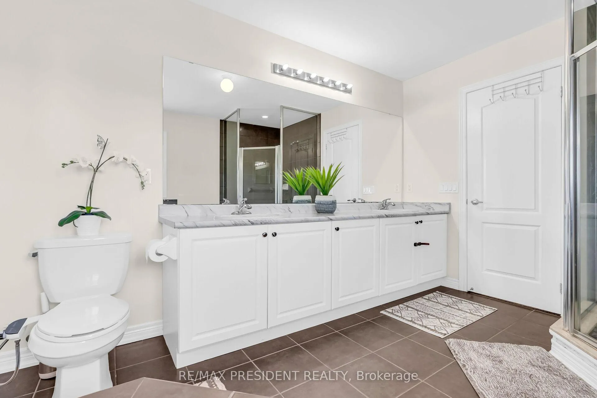 Photo 18 of 637 Armstrong Road, Shelburne — HOMEH