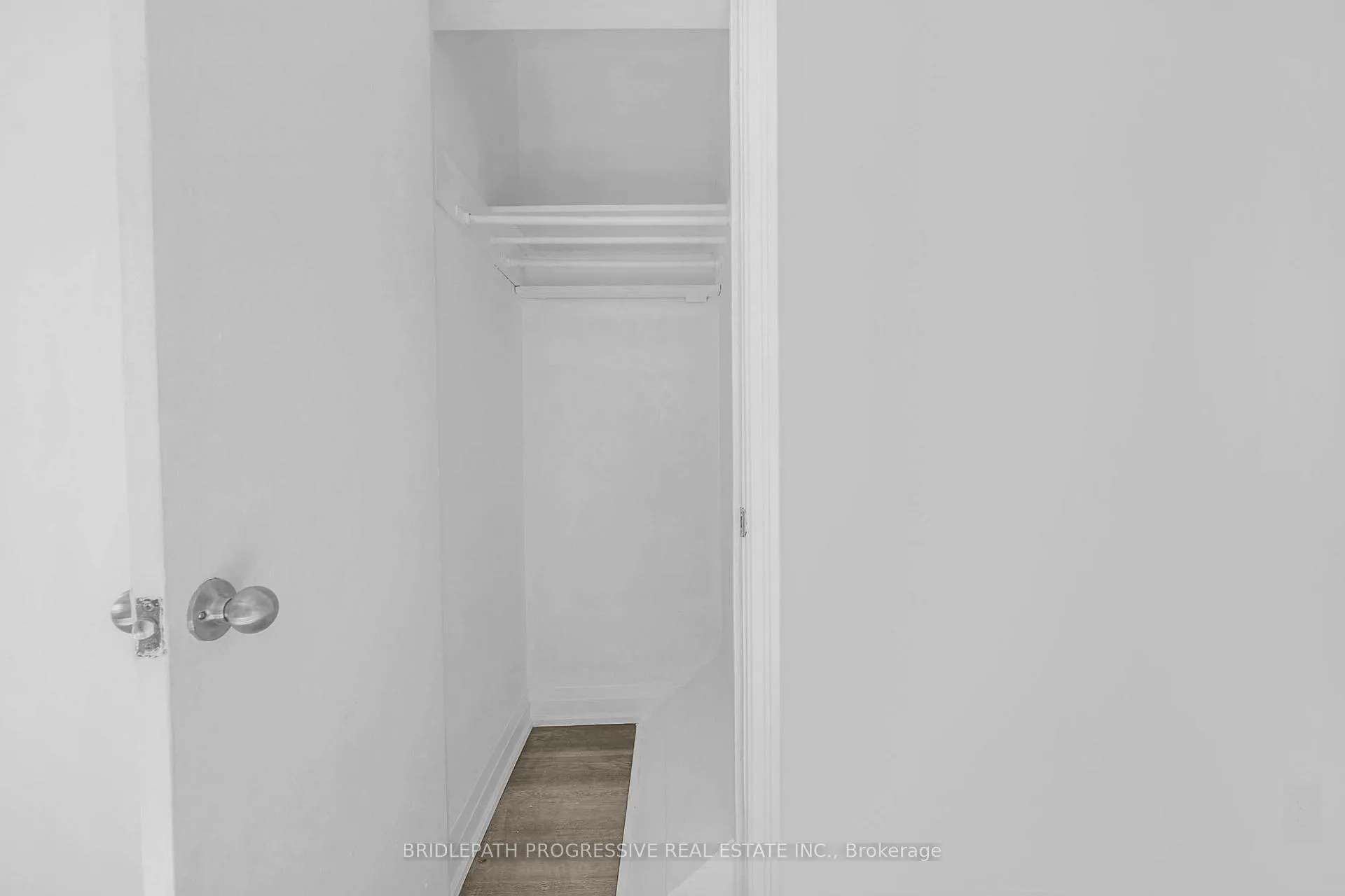 Photo 8 of Unit 1, 894 Eglinton Avenue W, Toronto, Forest Hill North — HOMEH