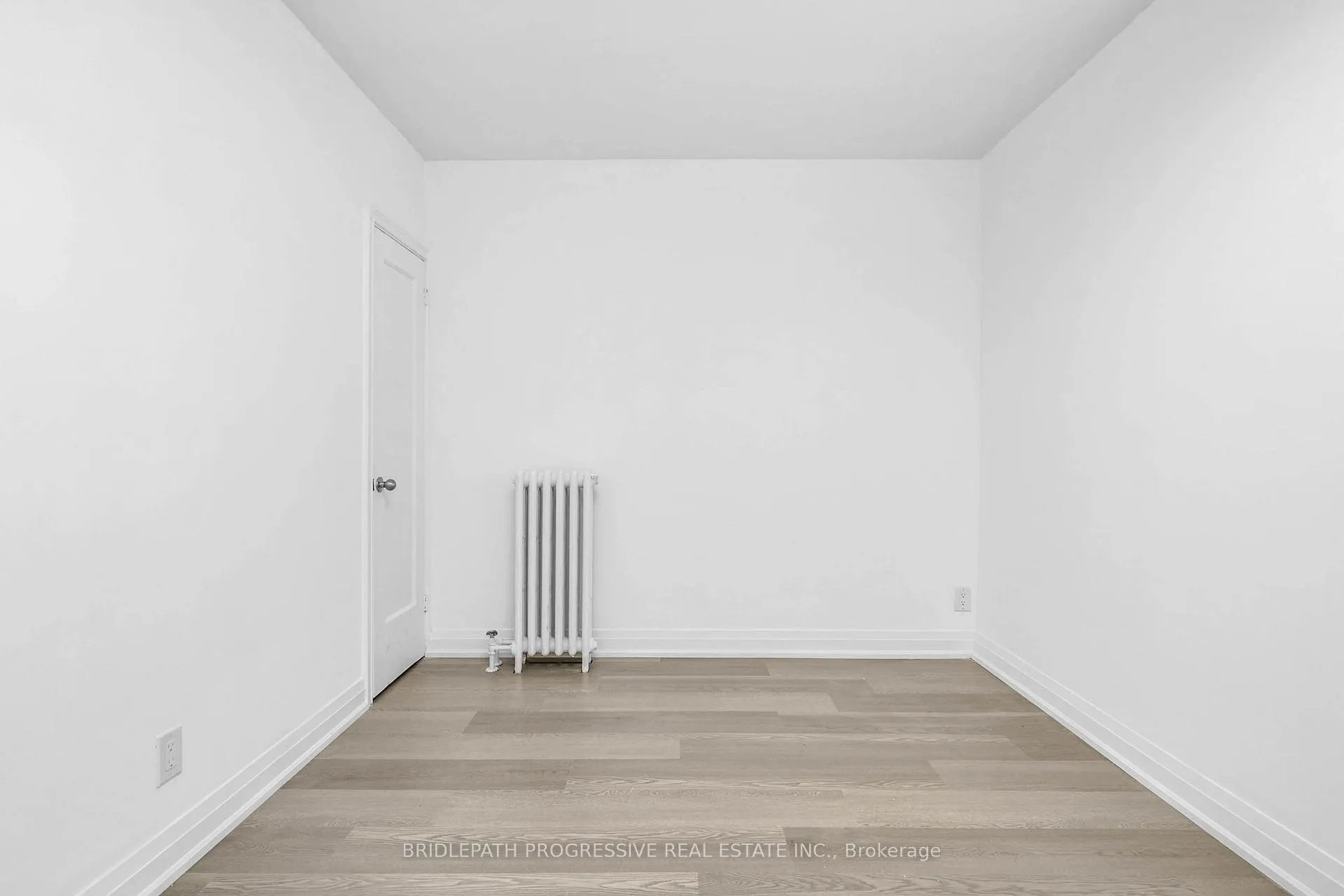 Photo 10 of Unit 1, 894 Eglinton Avenue W, Toronto, Forest Hill North — HOMEH