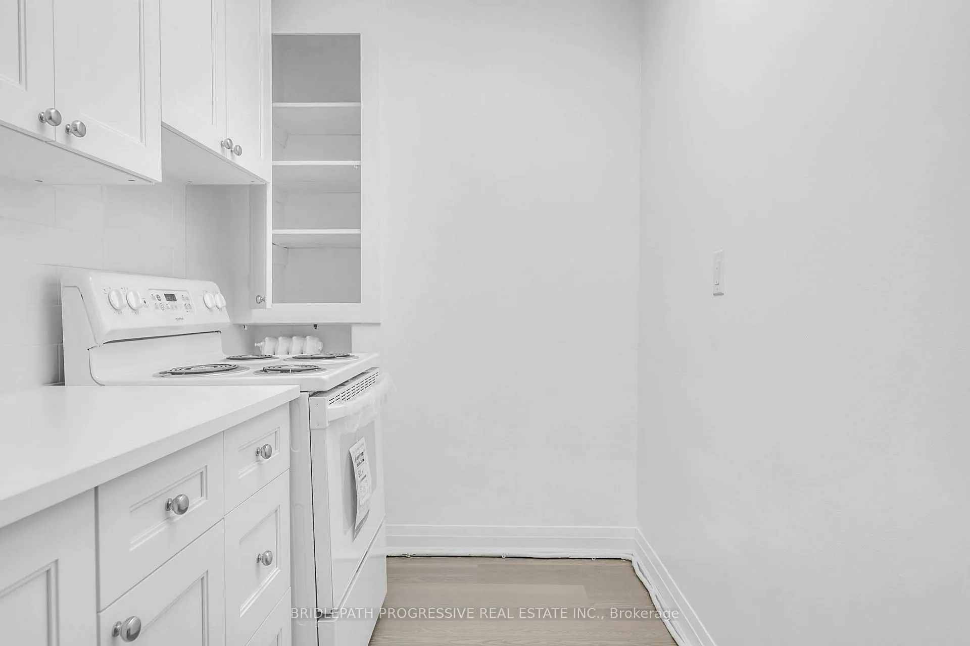 Photo 13 of Unit 1, 894 Eglinton Avenue W, Toronto, Forest Hill North — HOMEH