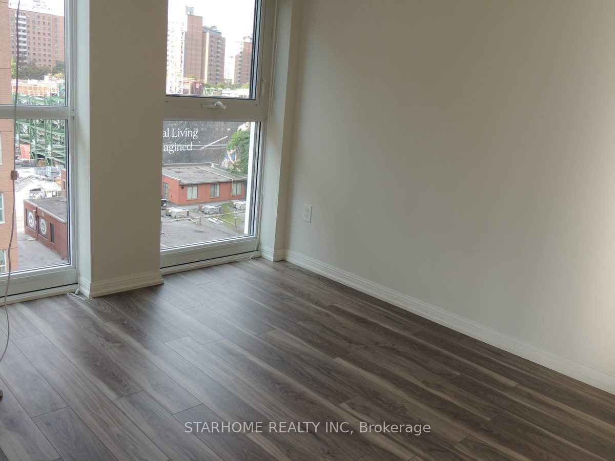 Photo 13 of Unit 1012, 400 Adelaide Street E, Toronto, Moss Park — HOMEH