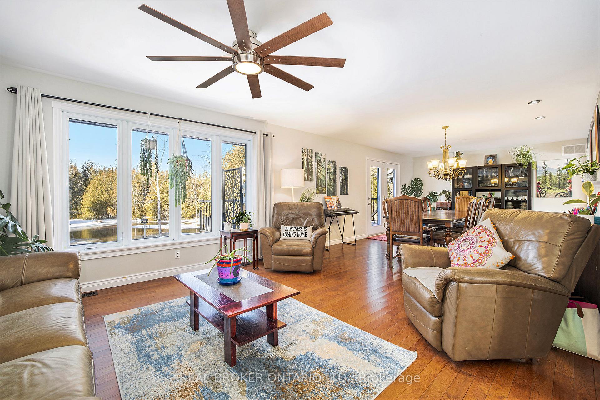 Photo 4 of 281 Balmoral Drive, Beckwith, Beckwith Twp — HOMEH