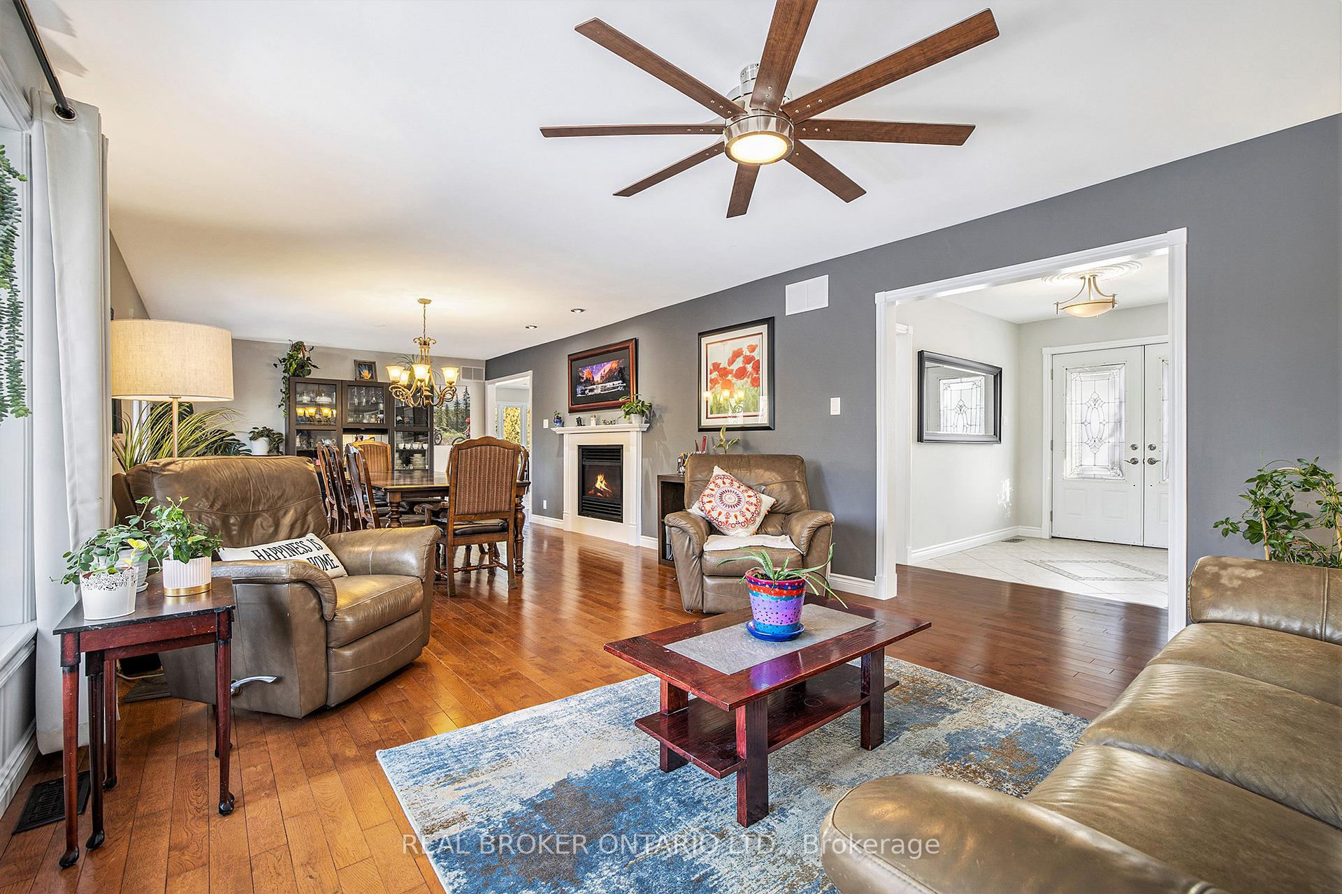 Photo 7 of 281 Balmoral Drive, Beckwith, Beckwith Twp — HOMEH