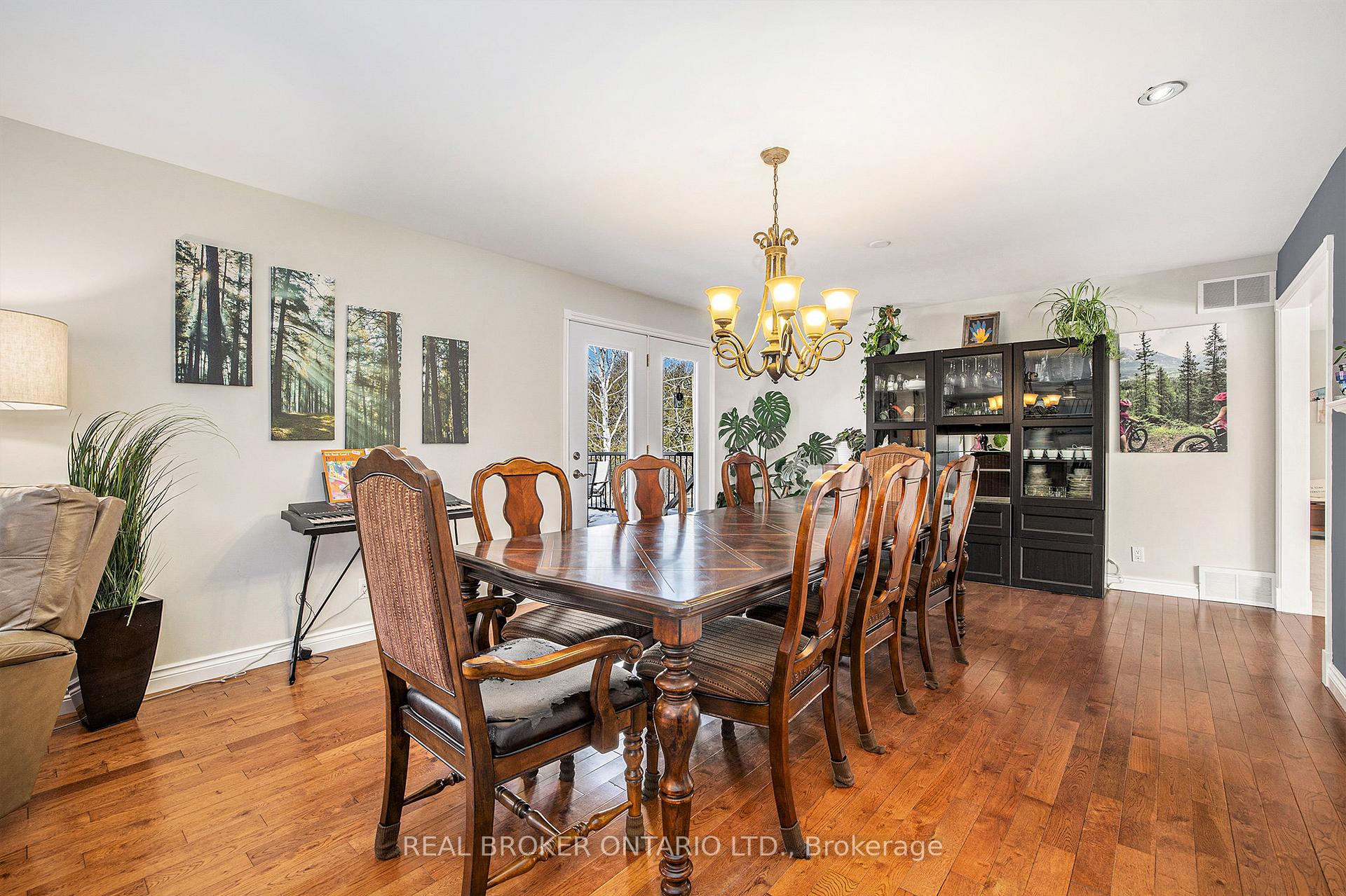 Photo 8 of 281 Balmoral Drive, Beckwith, Beckwith Twp — HOMEH