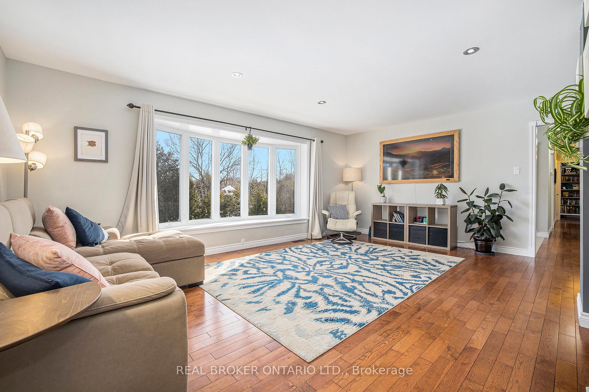 Photo 16 of 281 Balmoral Drive, Beckwith, Beckwith Twp — HOMEH