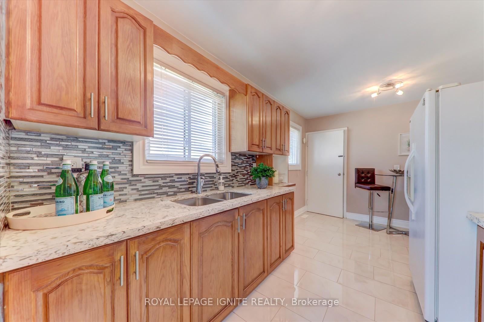 Photo 7 of 30 Blackwater Crescent, Scarborough, Malvern — HOMEH