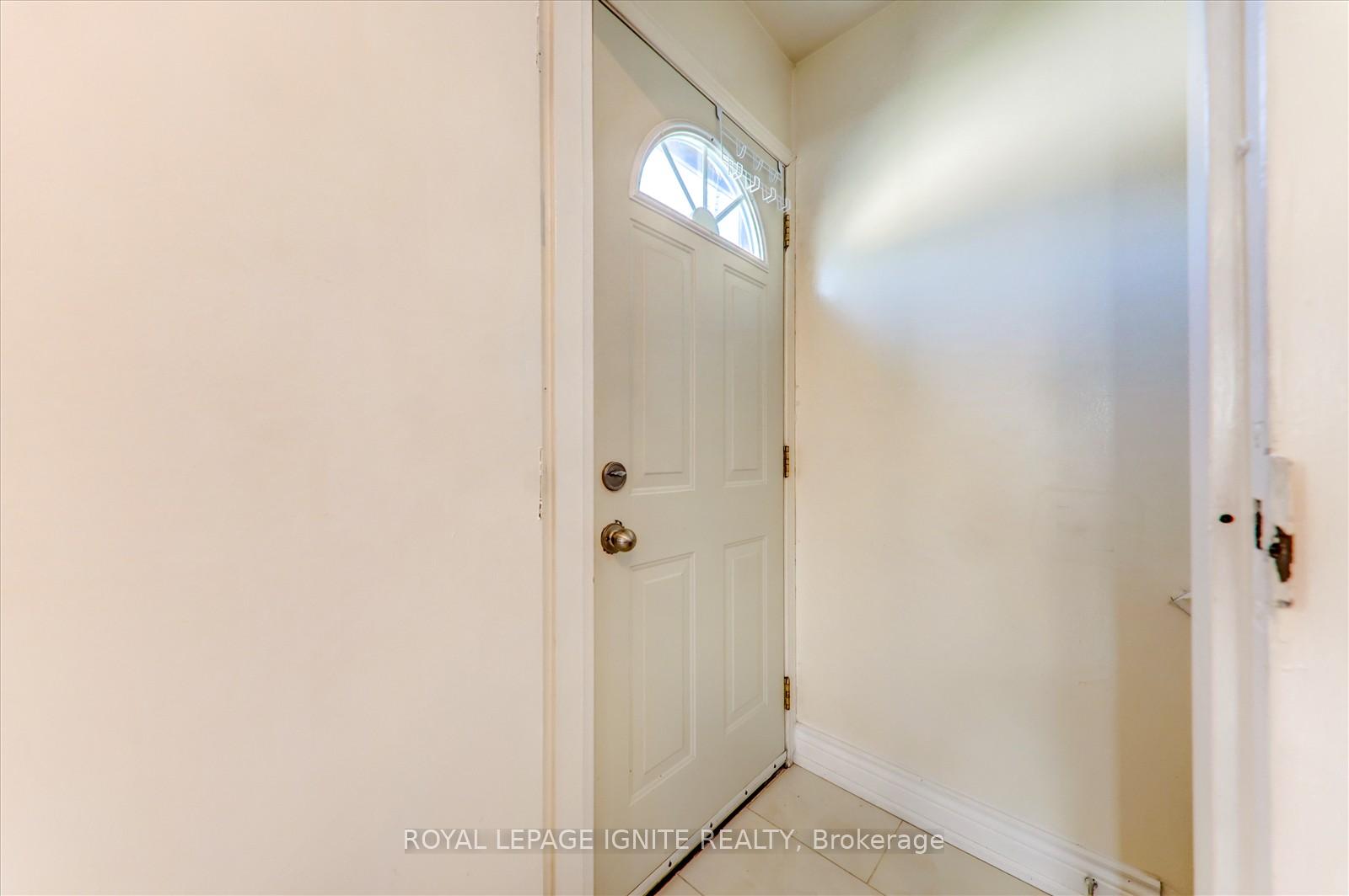 Photo 17 of 30 Blackwater Crescent, Scarborough, Malvern — HOMEH