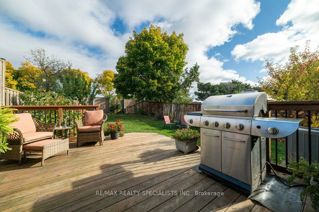 Photo 69 of 2470 Cobbinshaw Circle, Mississauga, Meadowvale — HOMEH