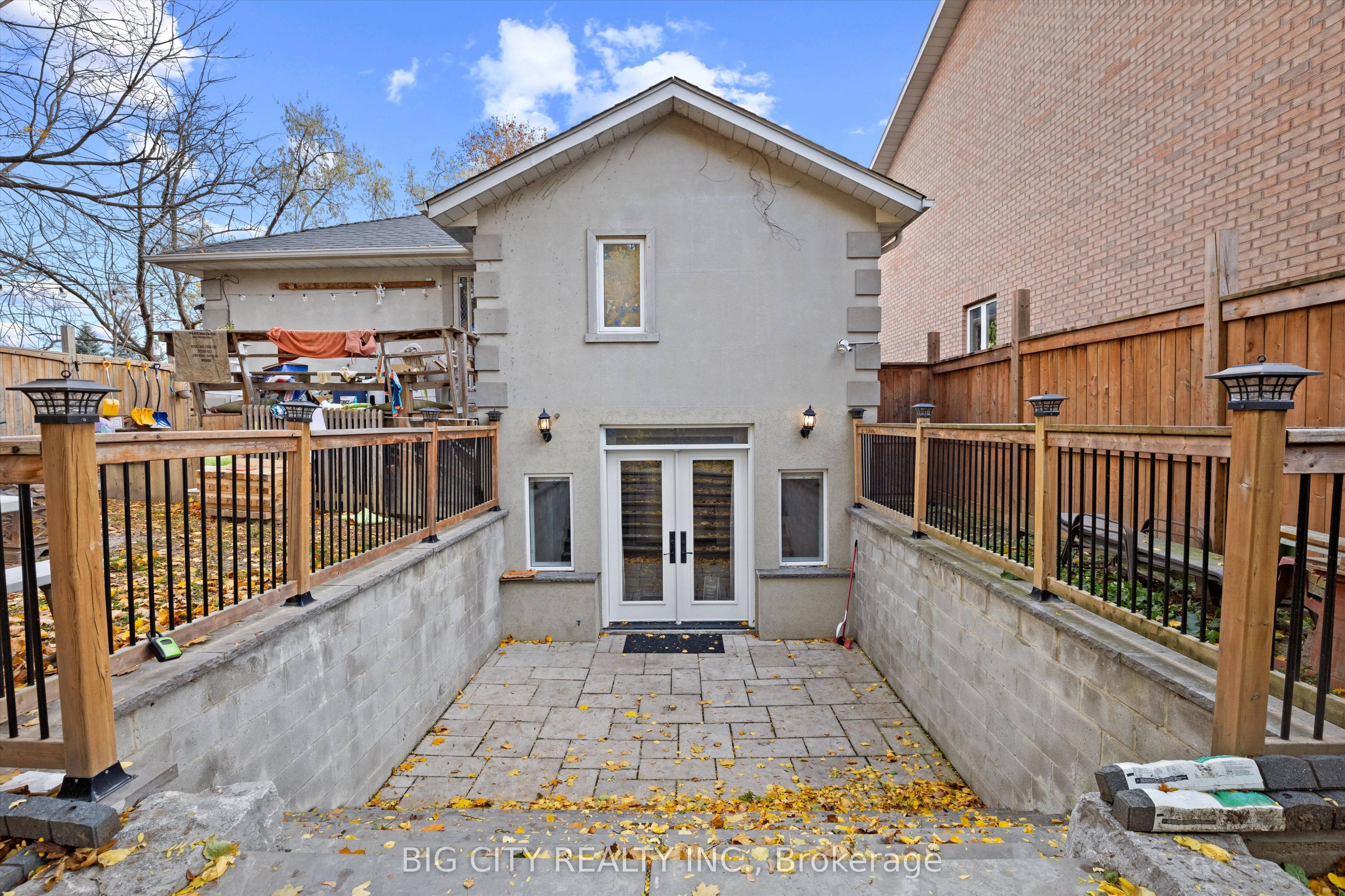 Photo 47 of Unit 2, 7698 Kipling Avenue, Vaughan, Vaughan Grove — HOMEH