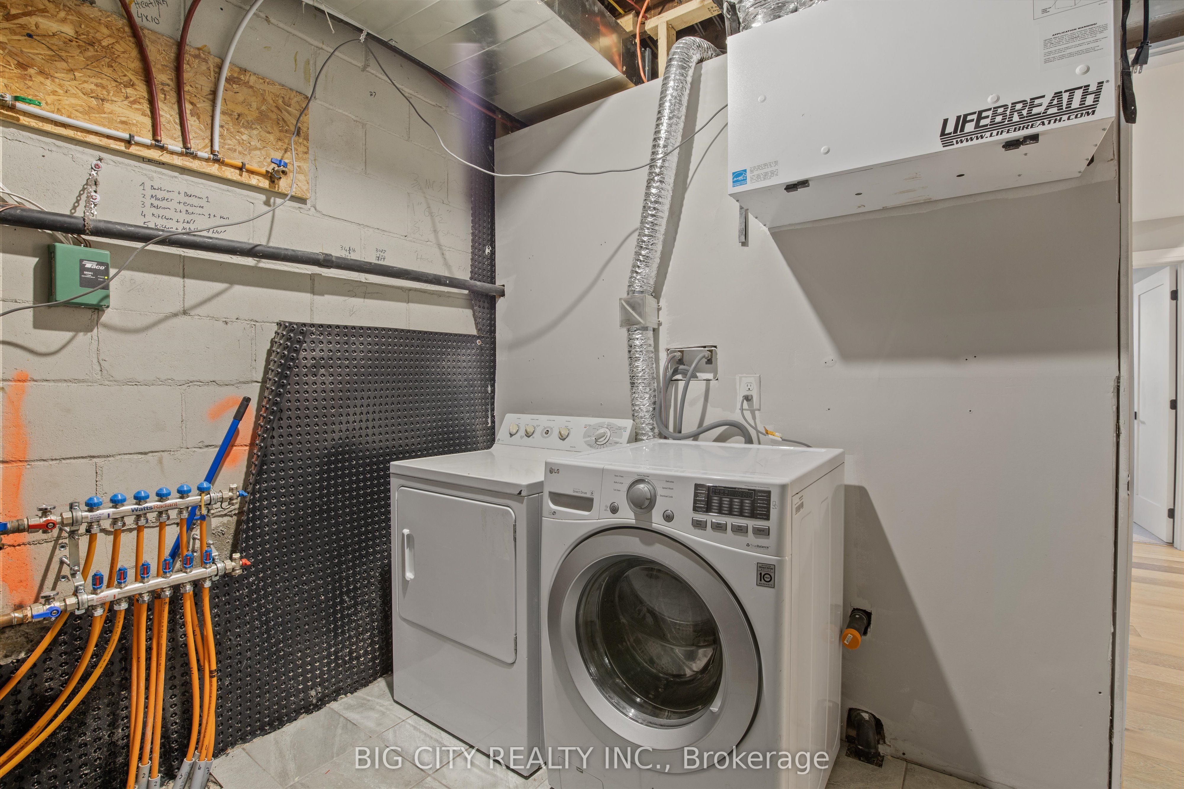 Photo 46 of Unit 2, 7698 Kipling Avenue, Vaughan, Vaughan Grove — HOMEH