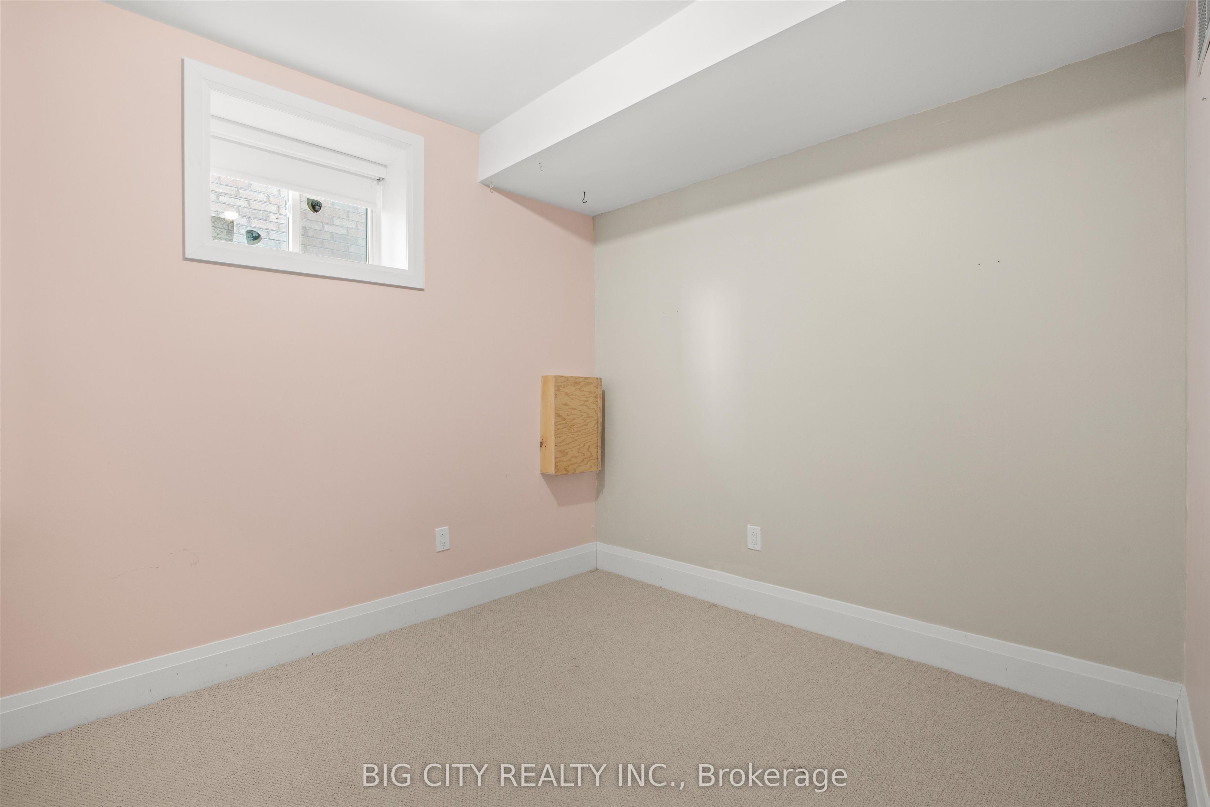 Photo 43 of Unit 2, 7698 Kipling Avenue, Vaughan, Vaughan Grove — HOMEH