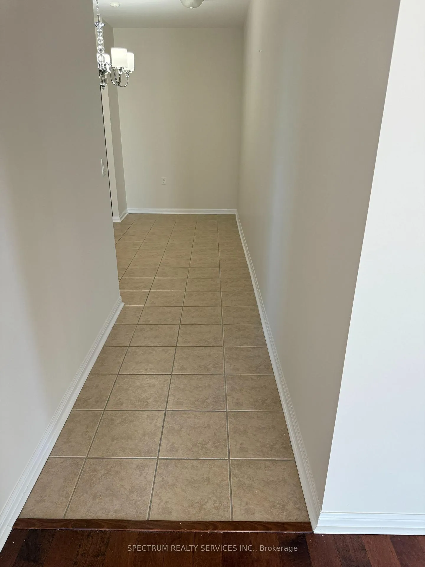 Photo 8 of Unit 516, 2500 Rutherford Road, Vaughan, Maple — HOMEH