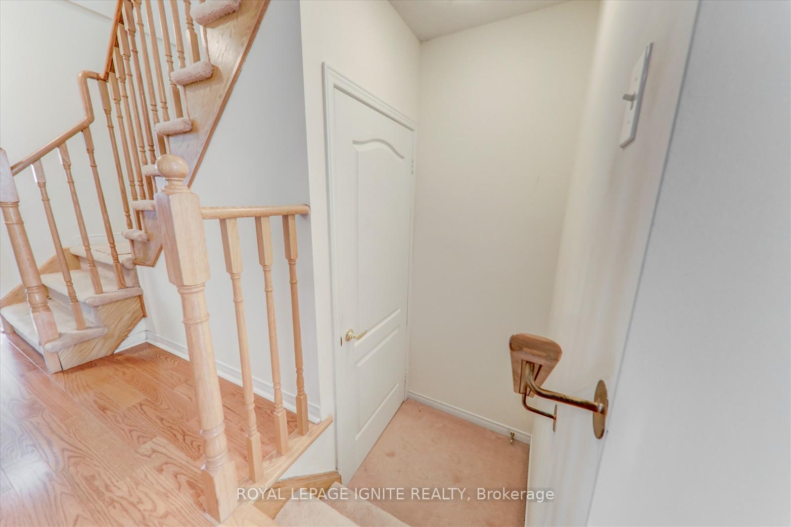 Photo 6 of 28 Rivitt Place, Scarborough, Rouge — HOMEH