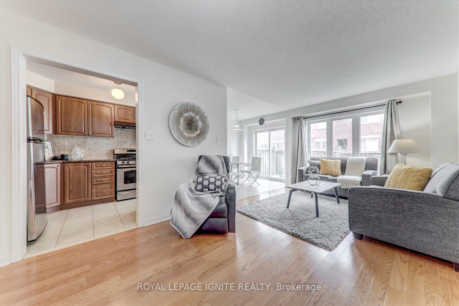 Photo 9 of 28 Rivitt Place, Scarborough, Rouge — HOMEH