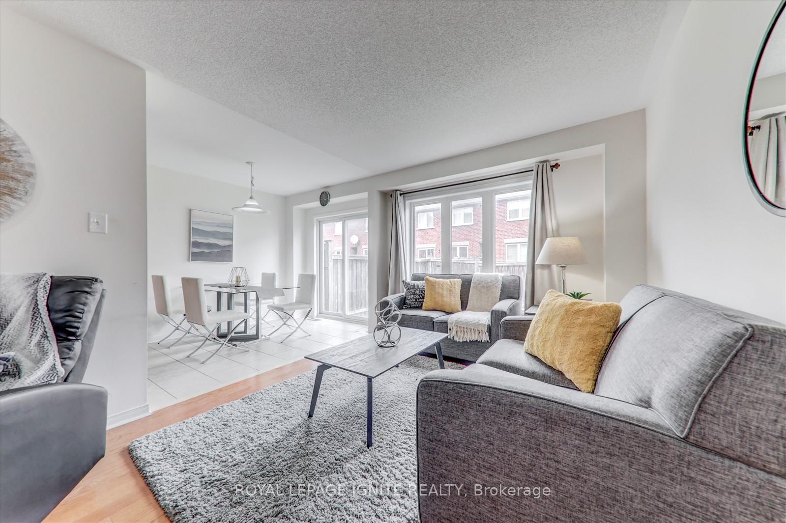 Photo 10 of 28 Rivitt Place, Scarborough, Rouge — HOMEH