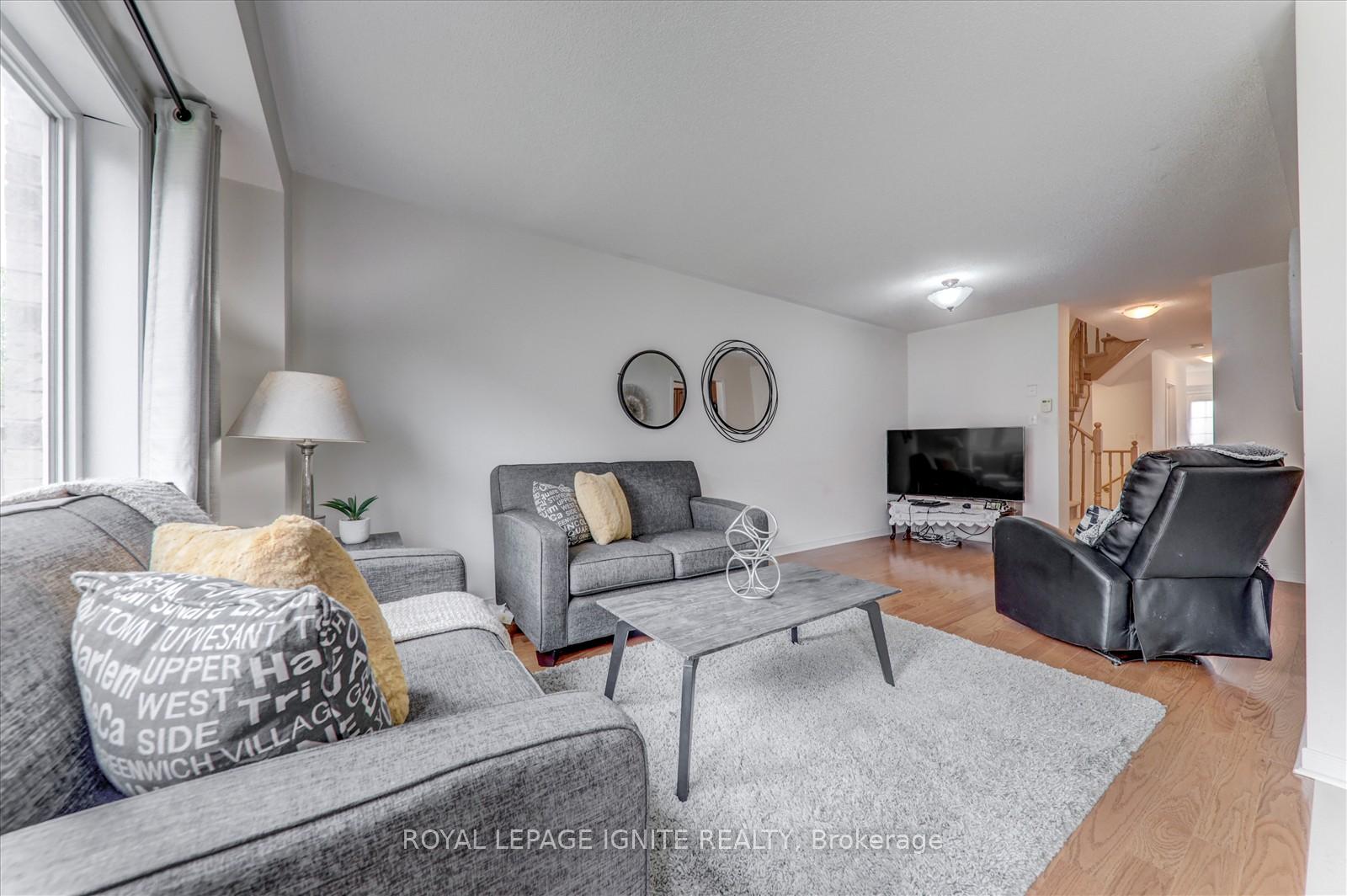 Photo 12 of 28 Rivitt Place, Scarborough, Rouge — HOMEH
