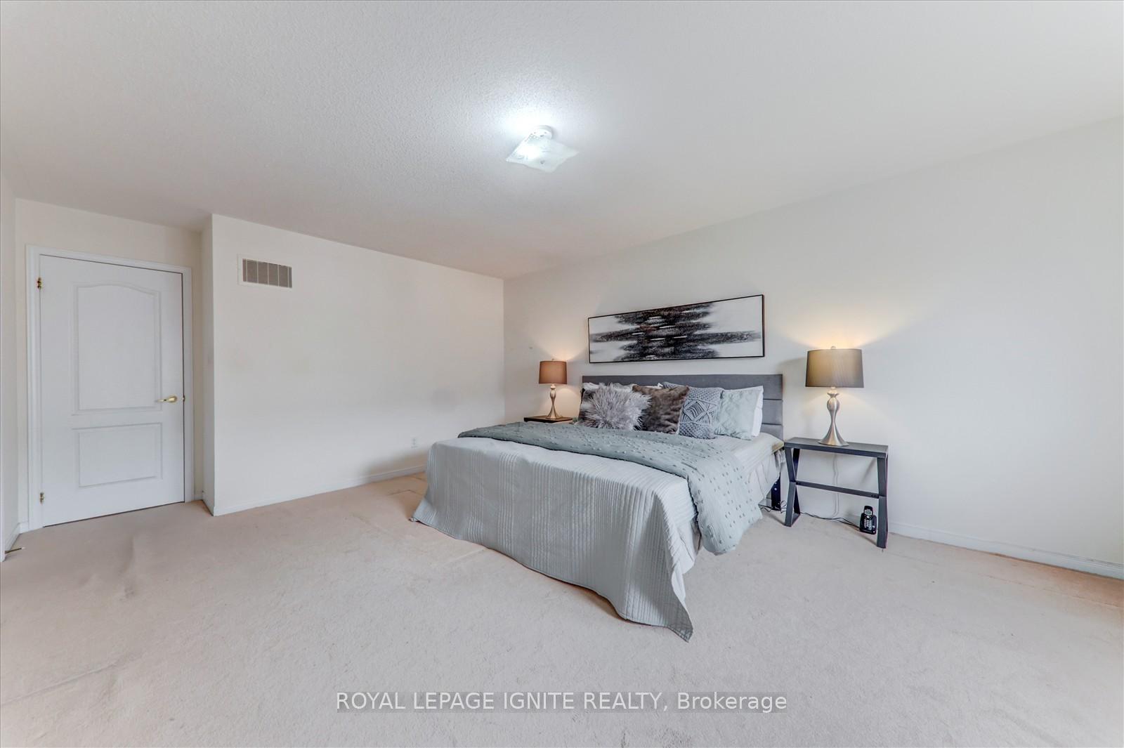 Photo 23 of 28 Rivitt Place, Scarborough, Rouge — HOMEH
