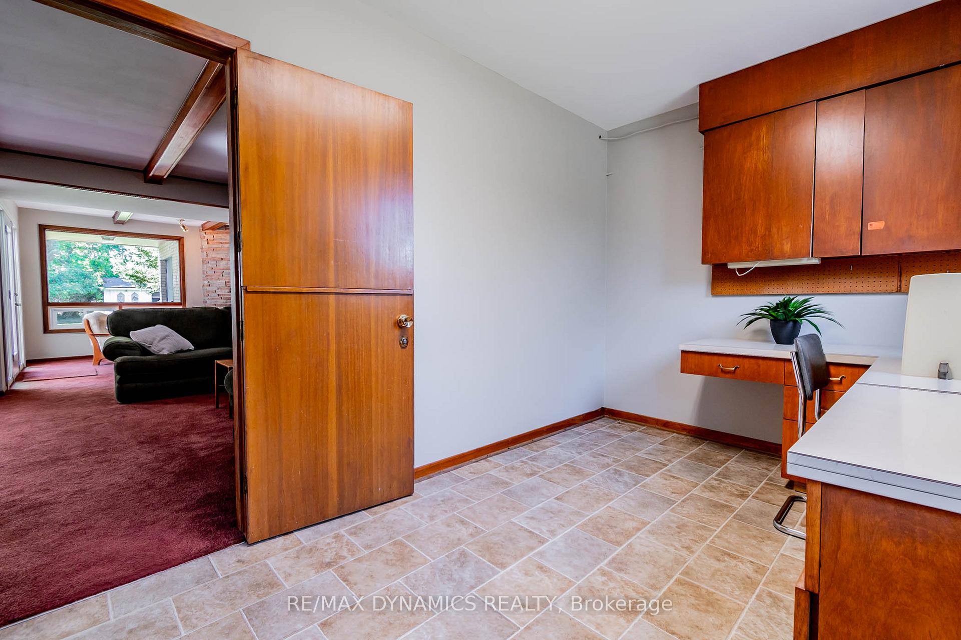 Photo 16 of 27 Lawrence Drive, Thorold, Confederation Heights — HOMEH