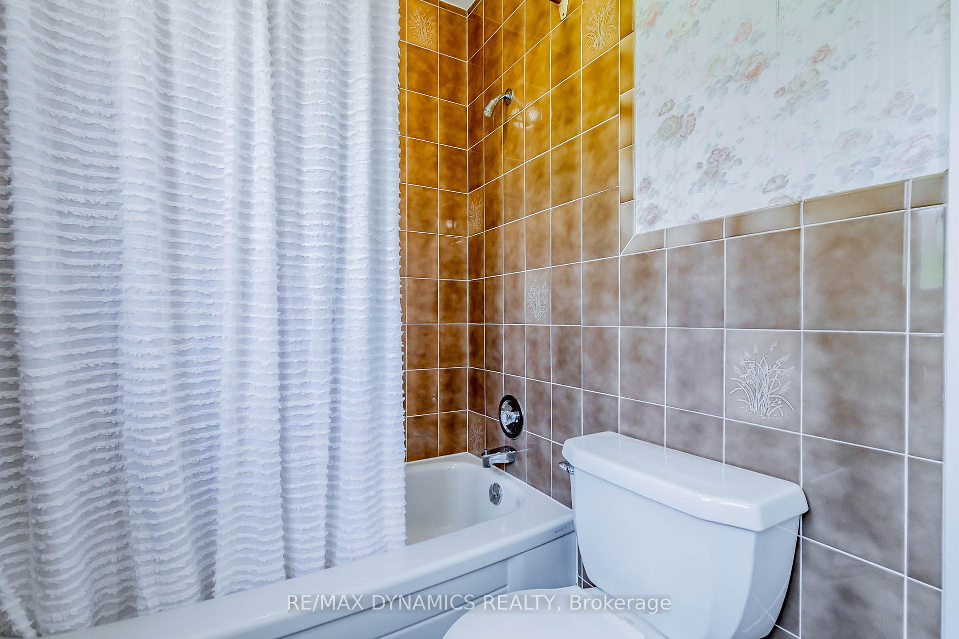 Photo 27 of 27 Lawrence Drive, Thorold, Confederation Heights — HOMEH