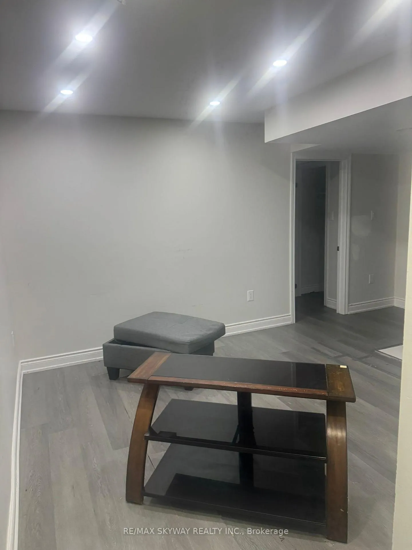 Photo 5 of Unit 2, 40 Eberly Woods Drive, Caledon, Rural Caledon — HOMEH