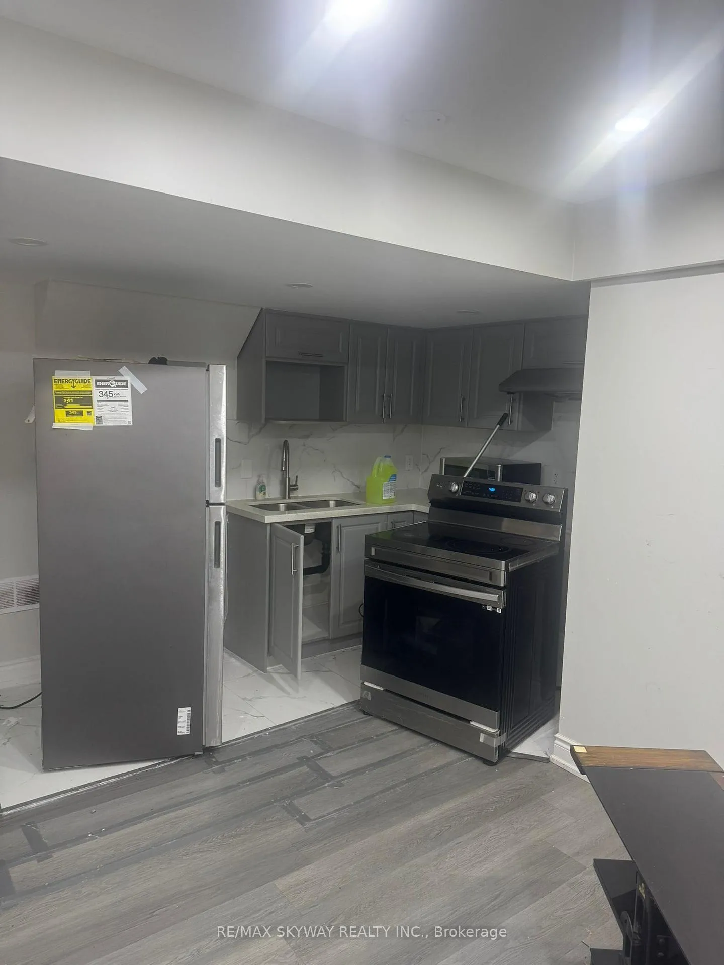Photo 8 of Unit 2, 40 Eberly Woods Drive, Caledon, Rural Caledon — HOMEH