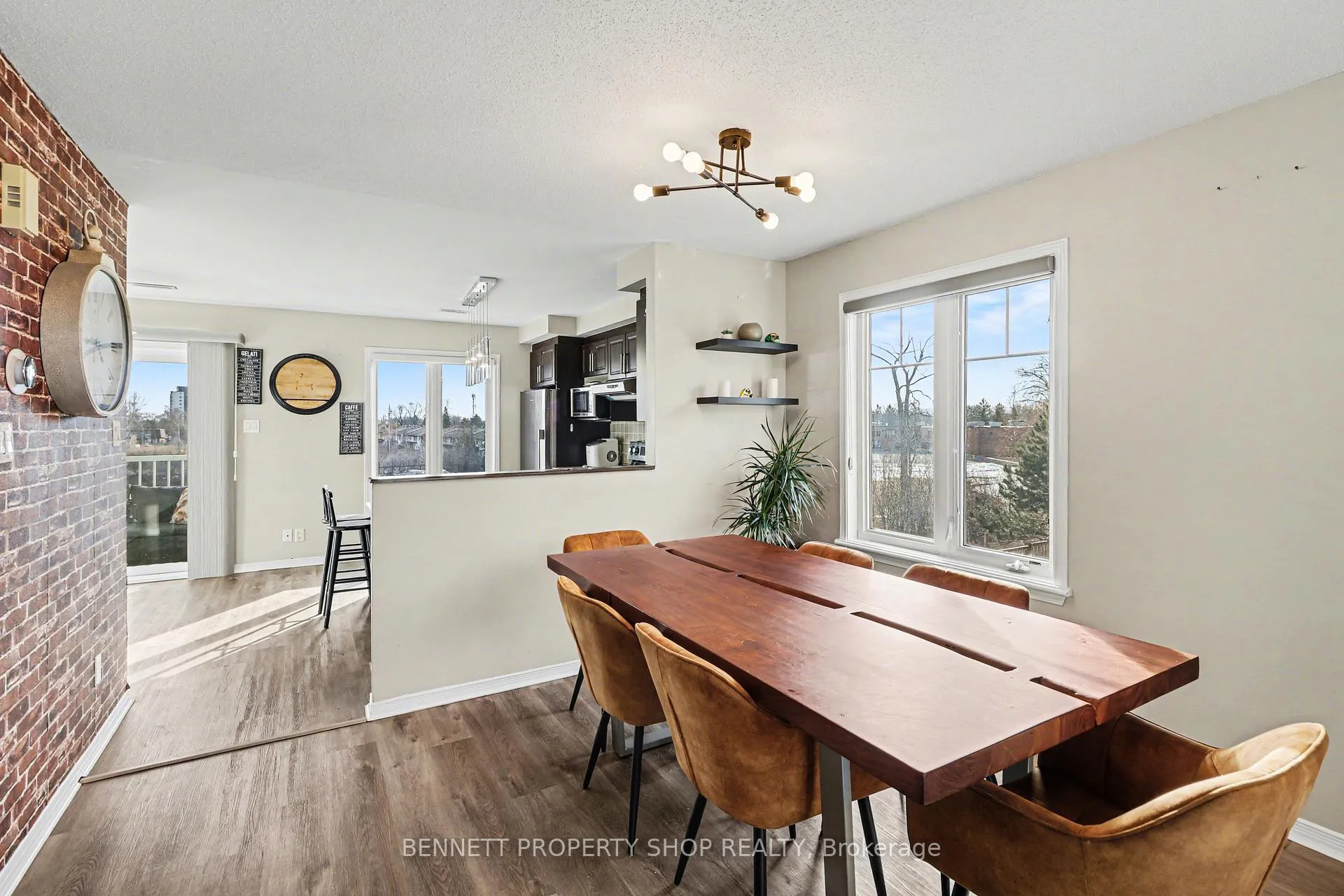 Photo 7 of Unit 4, 579 Reardon Private, Ottawa, Heron Gate/Industrial Park — HOMEH