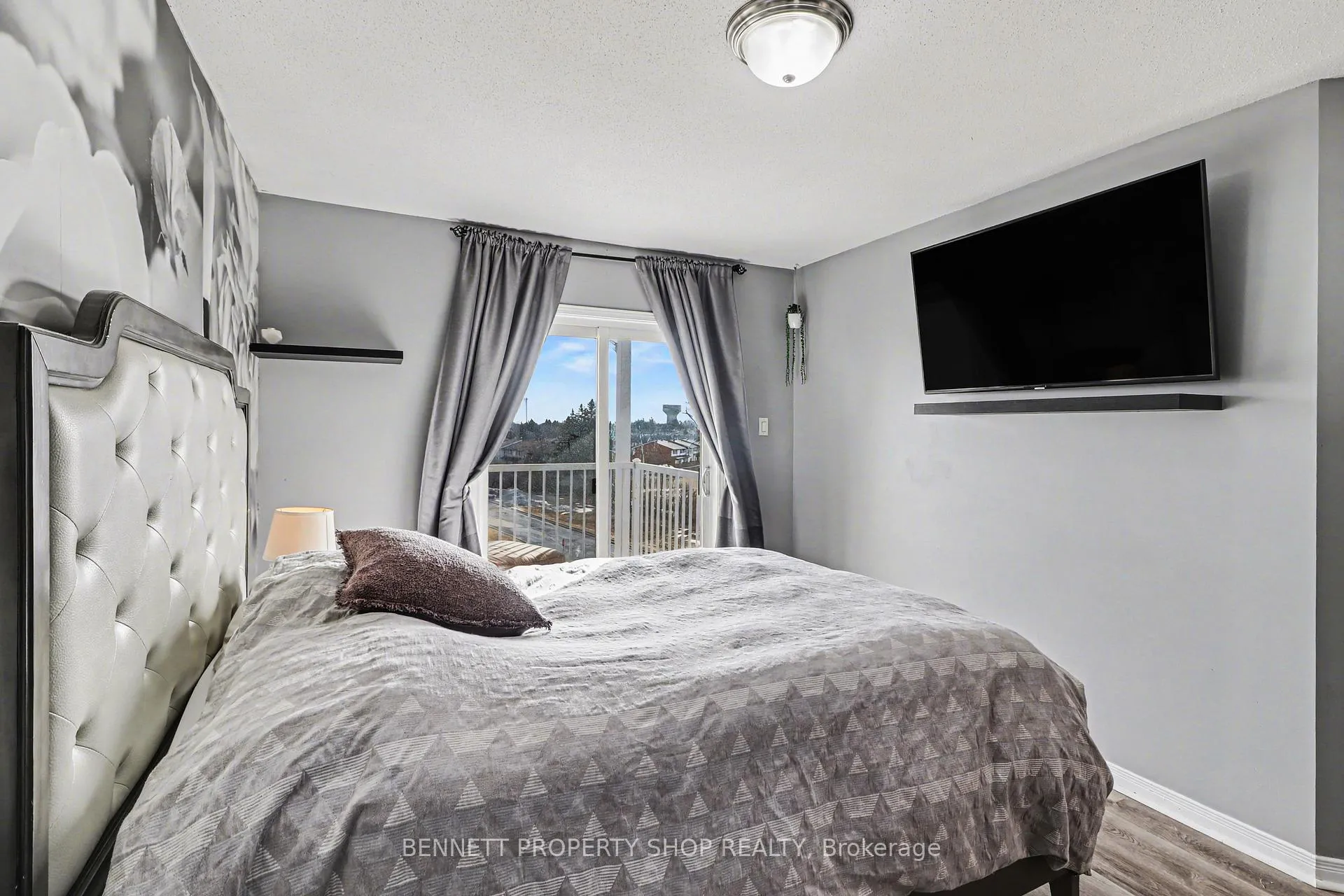 Photo 16 of Unit 4, 579 Reardon Private, Ottawa, Heron Gate/Industrial Park — HOMEH