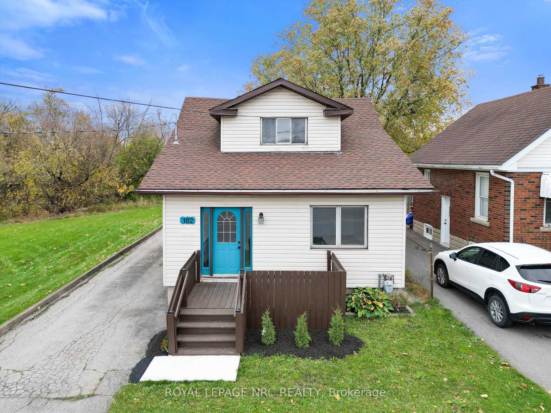 Photo 1 of 102 Pine Street S, Thorold, Thorold Downtown — HOMEH