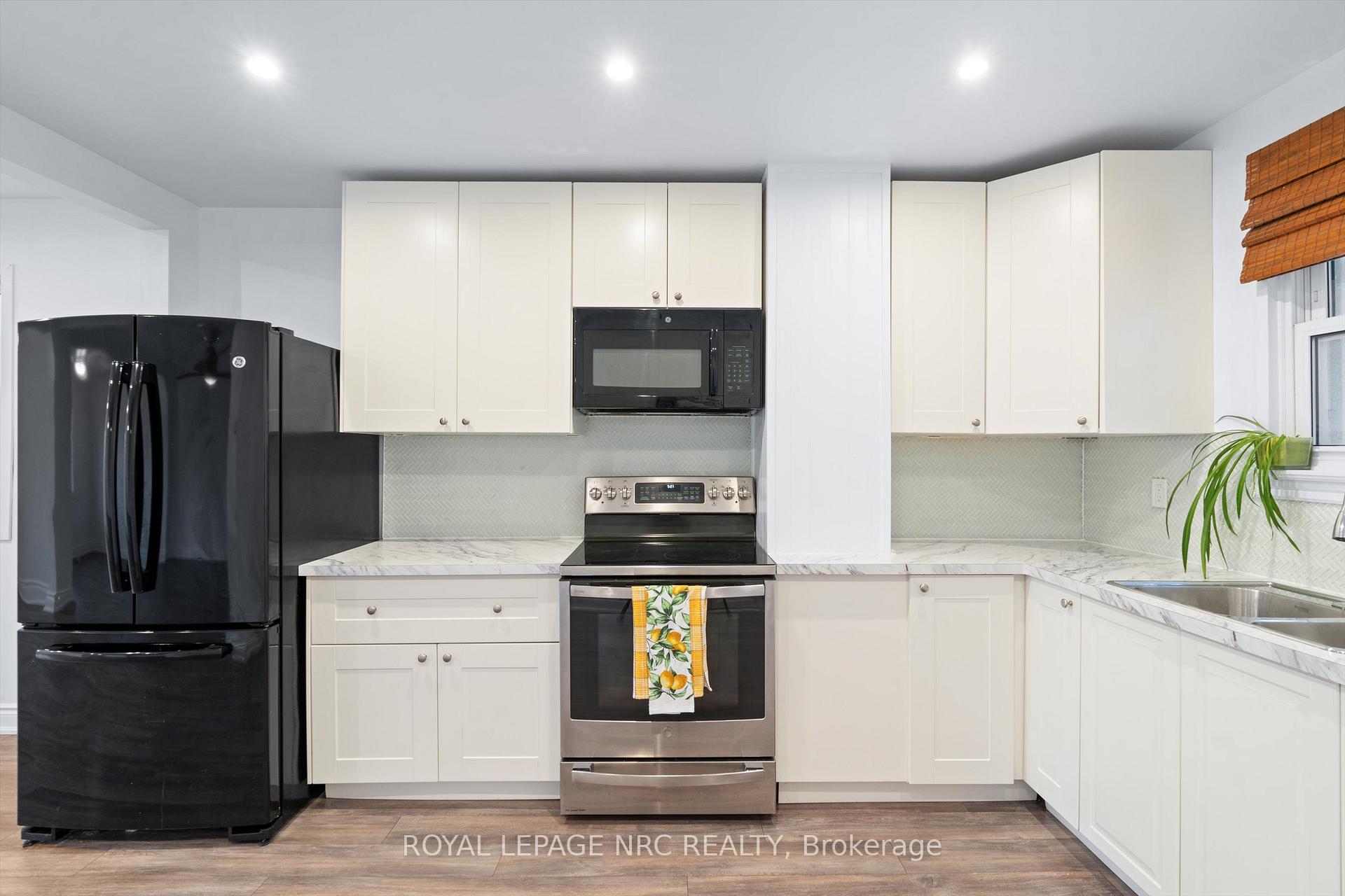 Photo 7 of 102 Pine Street S, Thorold, Thorold Downtown — HOMEH