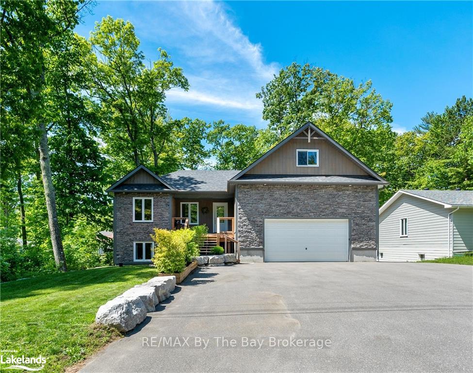 Photo 1 of 110 Evergreen Avenue, Tiny, Rural Tiny — HOMEH