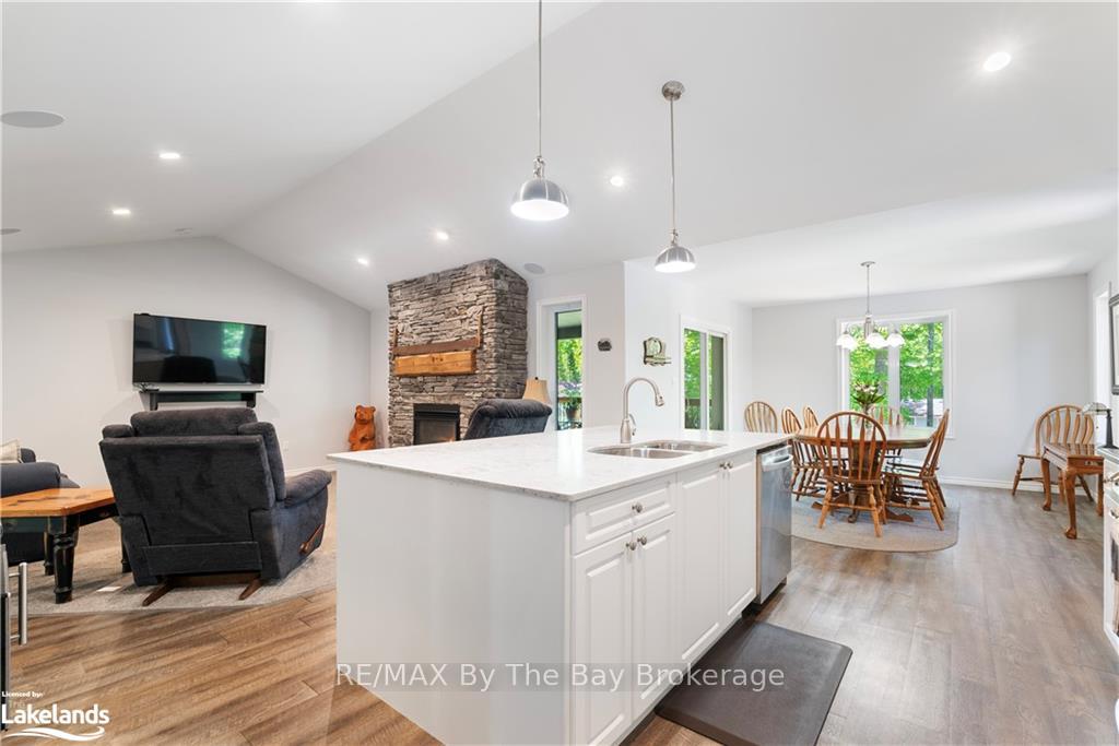 Photo 11 of 110 Evergreen Avenue, Tiny, Rural Tiny — HOMEH