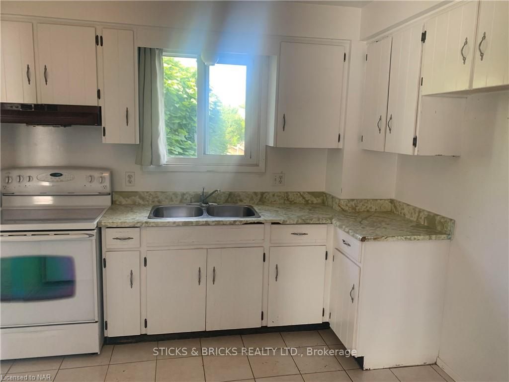 Photo 5 of 63 Tupper Drive, Thorold, Confederation Heights — HOMEH