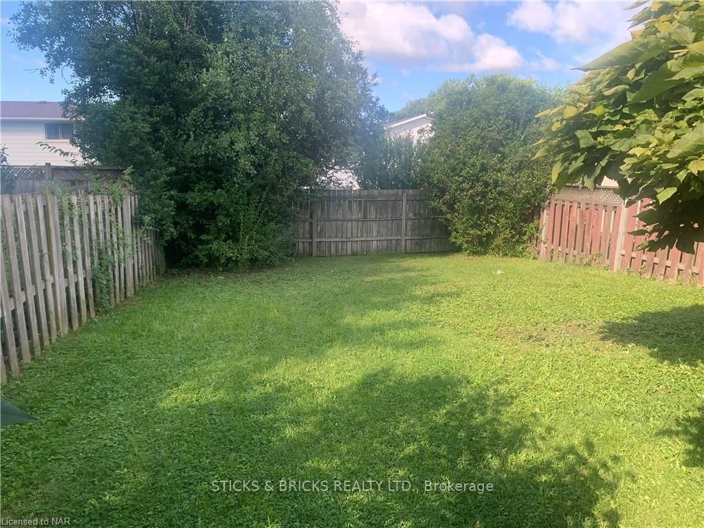 Photo 16 of 63 Tupper Drive, Thorold, Confederation Heights — HOMEH