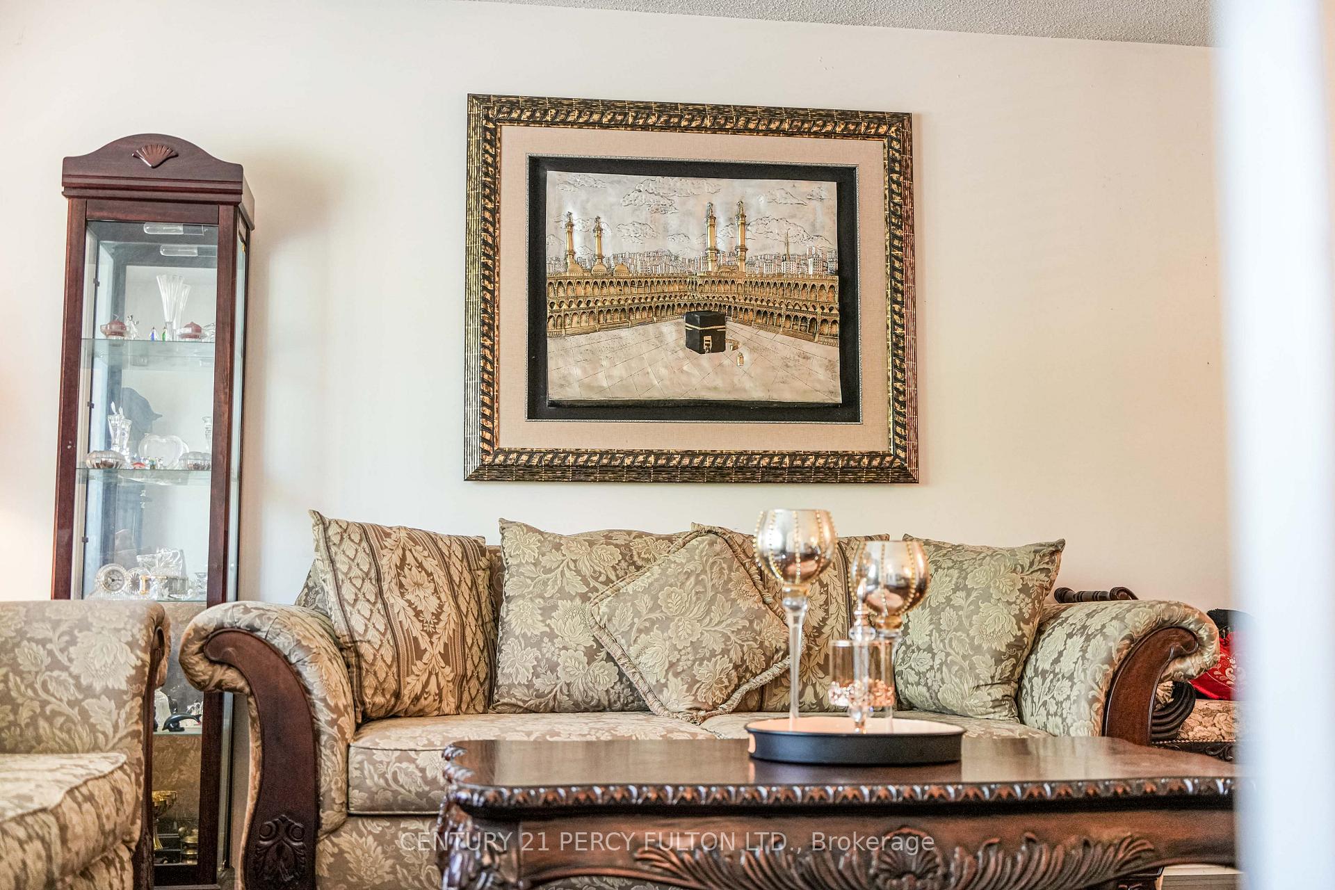 Photo 6 of 120 Granada Crescent, Scarborough, Rouge — HOMEH