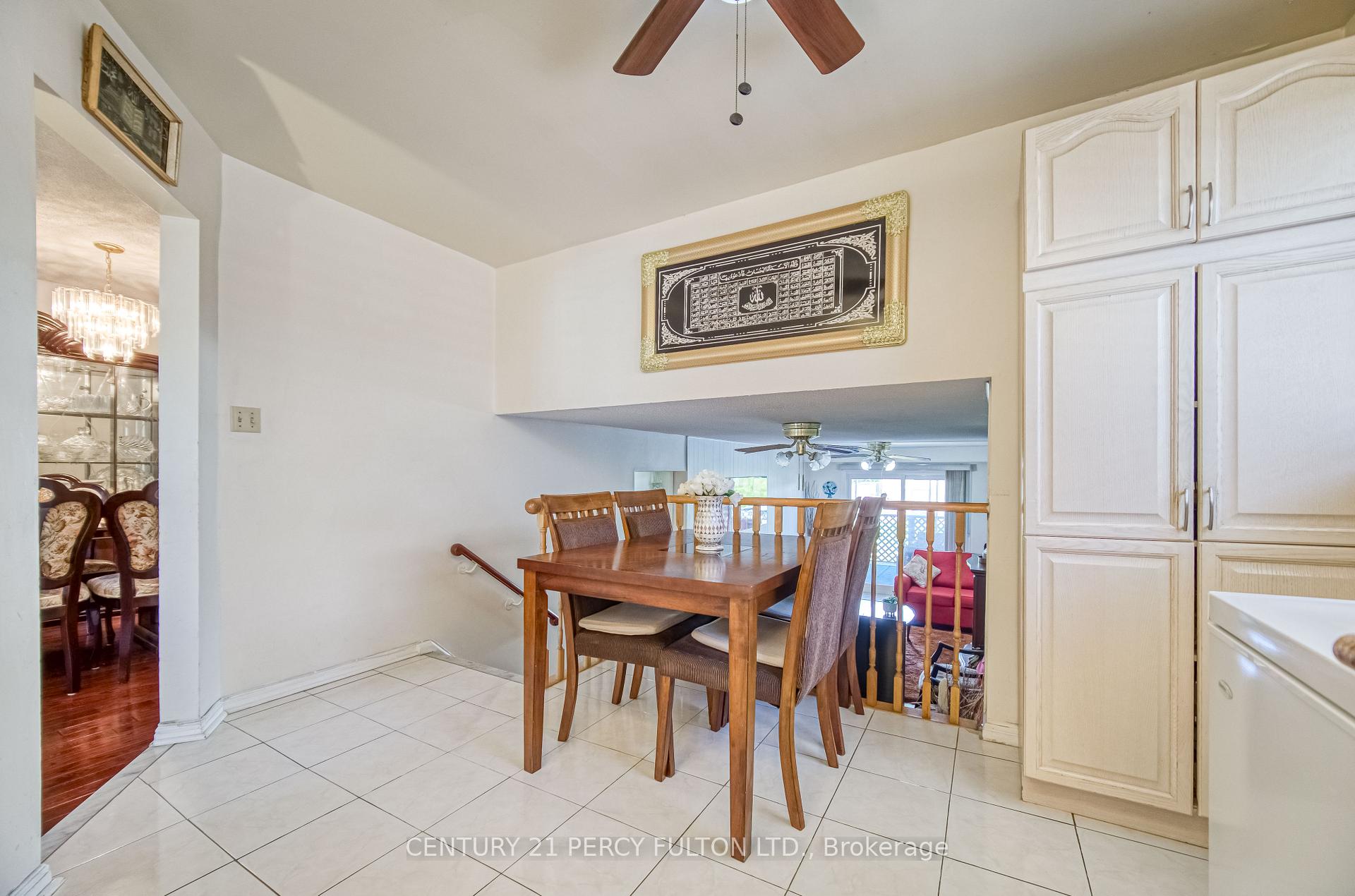 Photo 17 of 120 Granada Crescent, Scarborough, Rouge — HOMEH