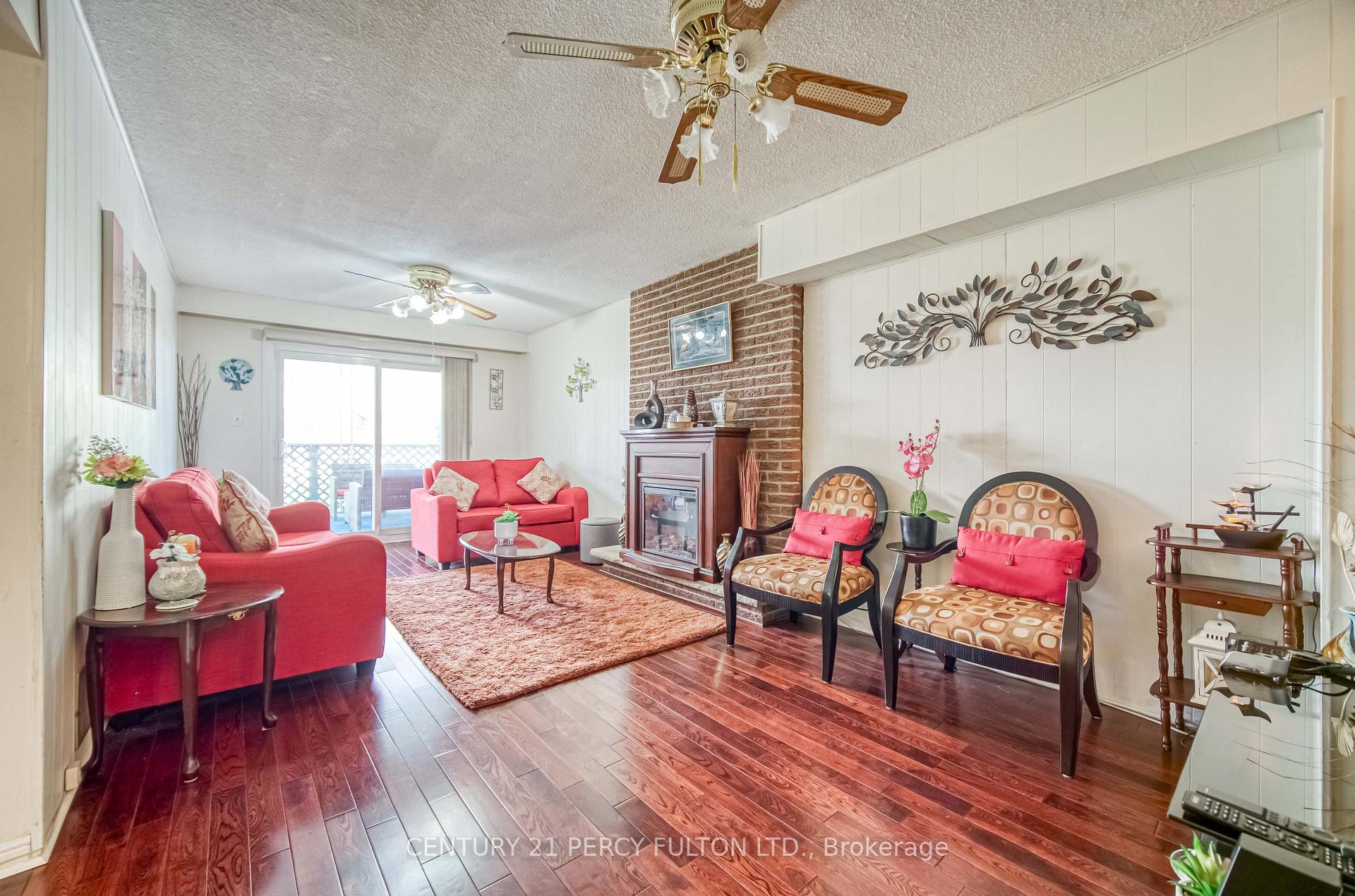 Photo 18 of 120 Granada Crescent, Scarborough, Rouge — HOMEH