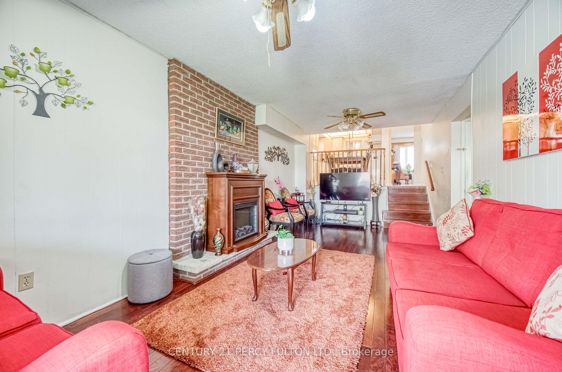 Photo 20 of 120 Granada Crescent, Scarborough, Rouge — HOMEH