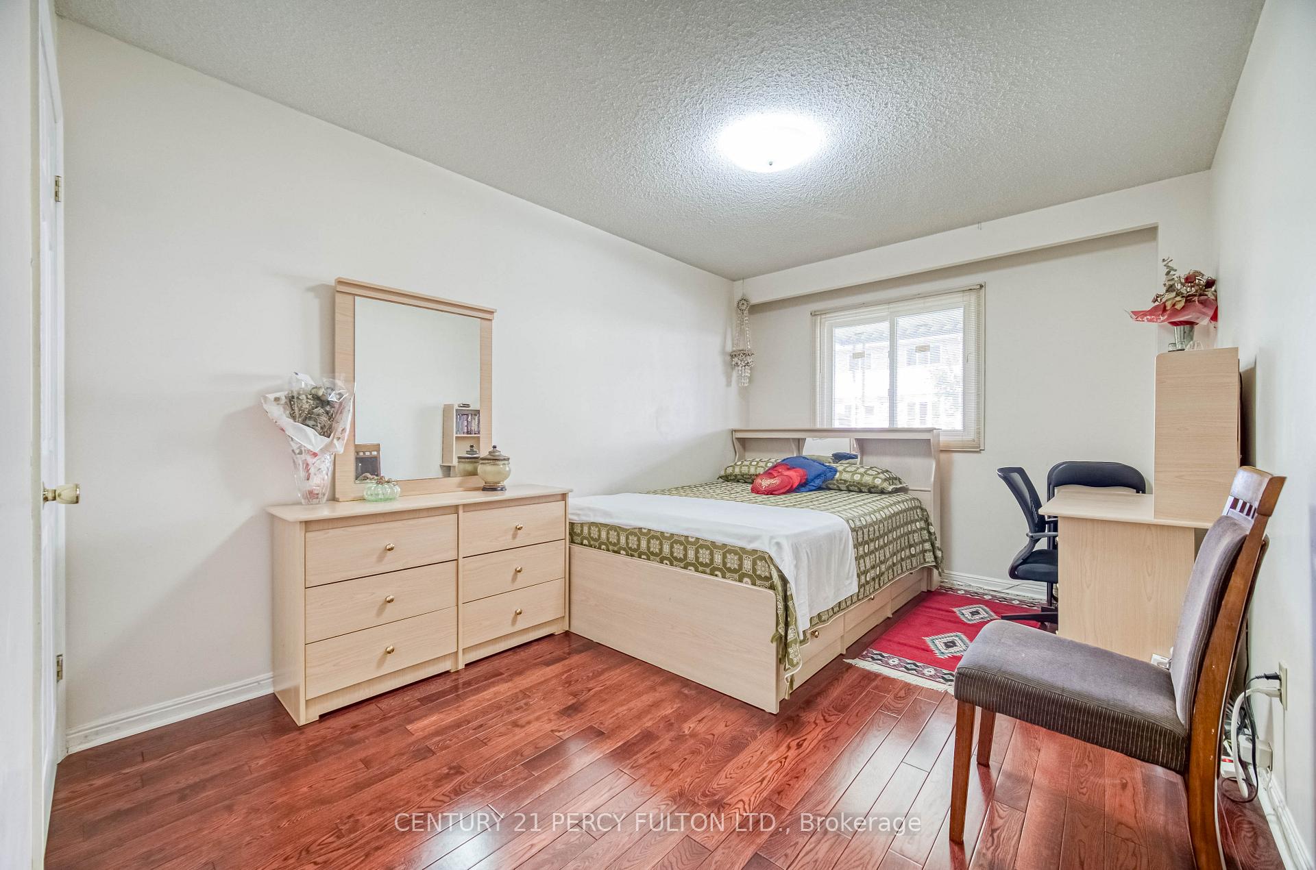 Photo 21 of 120 Granada Crescent, Scarborough, Rouge — HOMEH