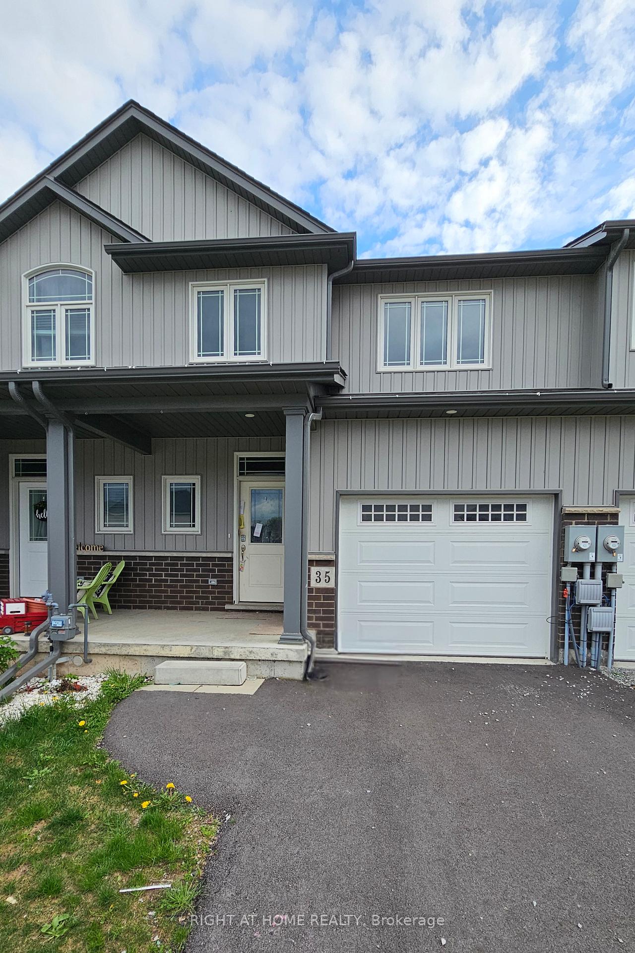 Photo 1 of 35 Bowman Crescent, Thorold, Hurricane/Merrittville — HOMEH