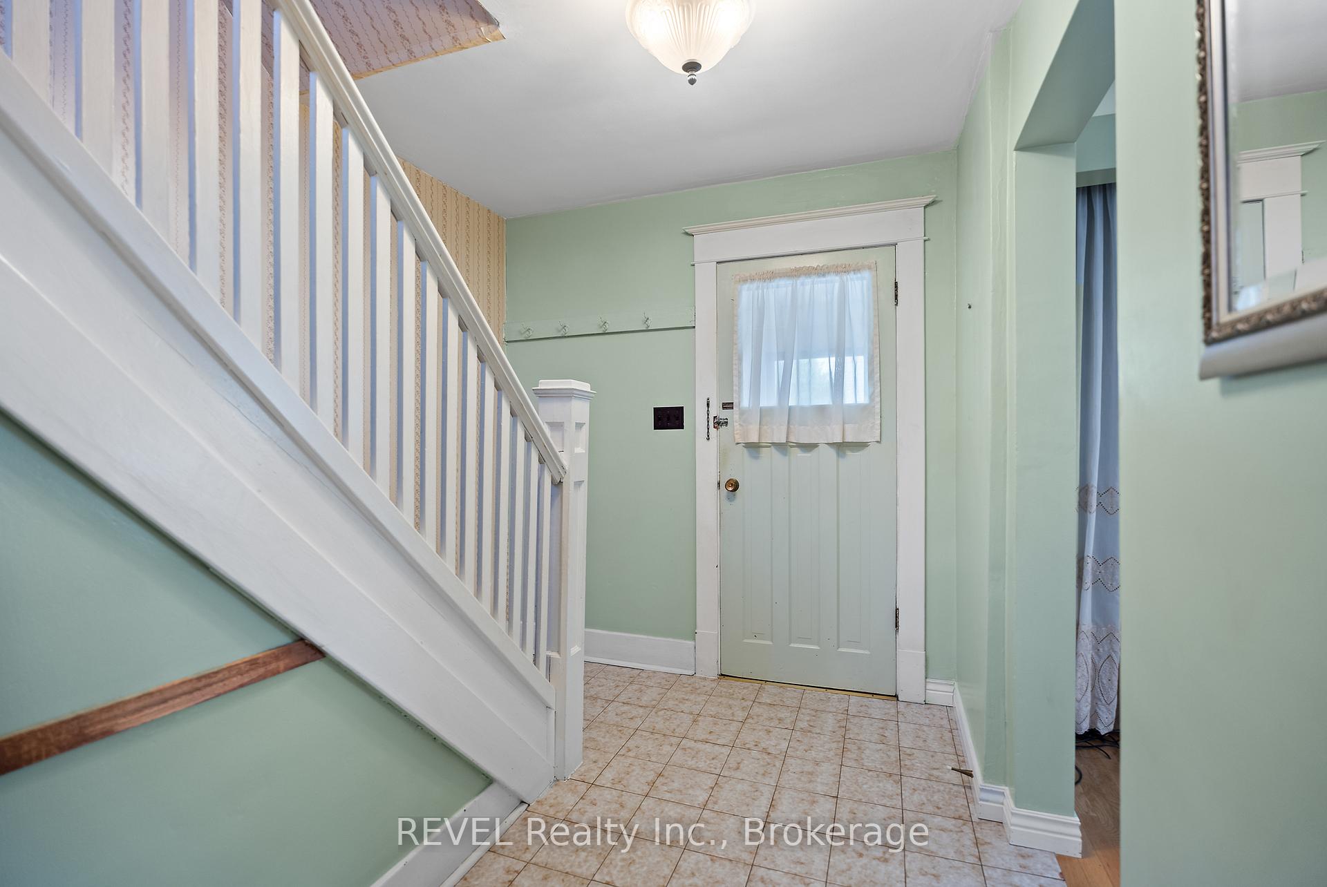Photo 6 of 9 King Street, Thorold, Thorold Downtown — HOMEH