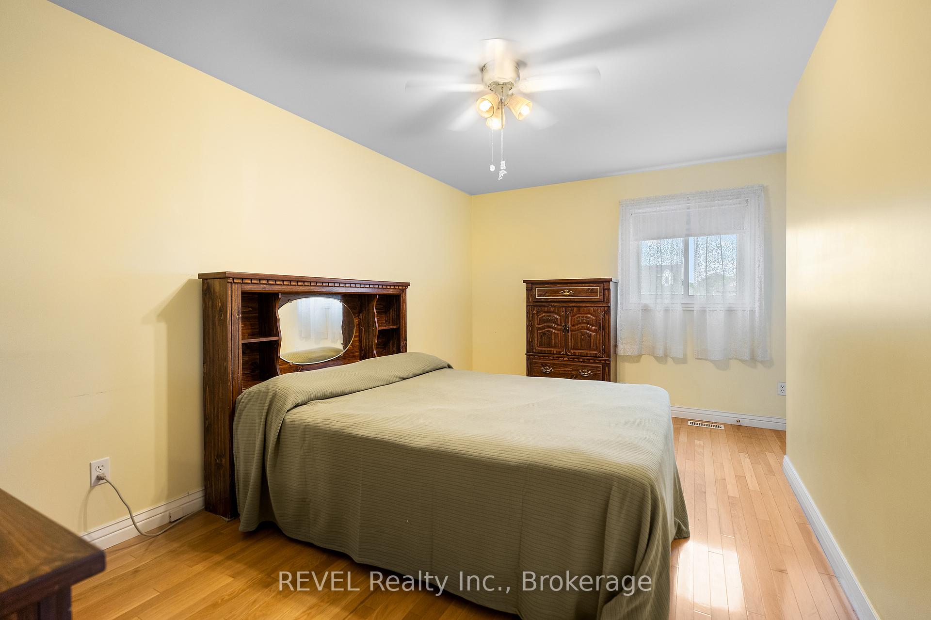 Photo 13 of 9 King Street, Thorold, Thorold Downtown — HOMEH