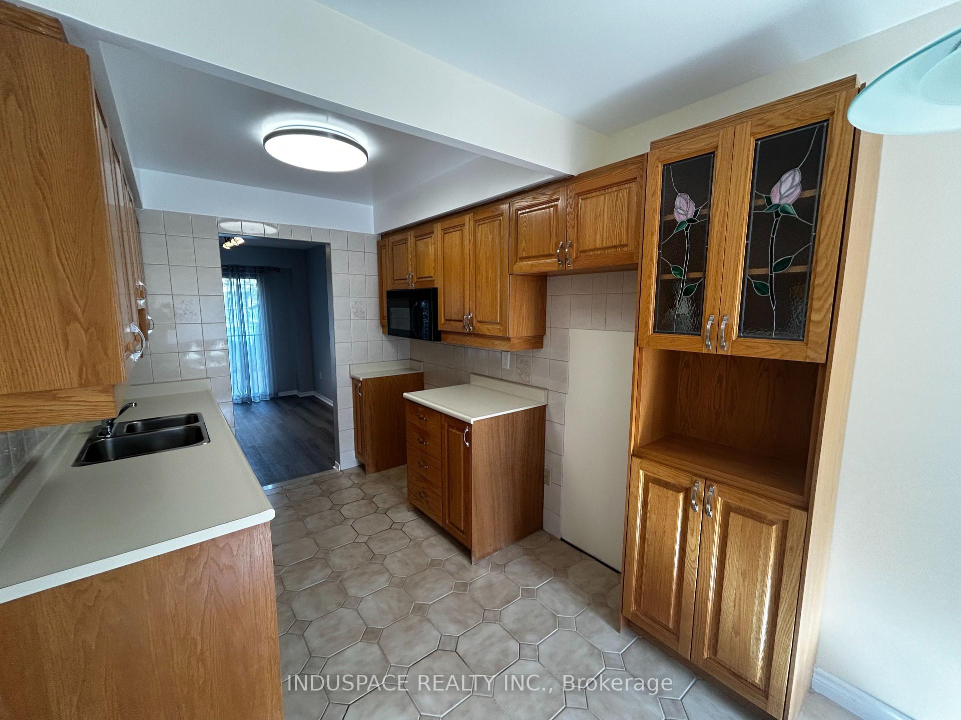 Photo 9 of 45 Granada Crescent, Scarborough, Rouge — HOMEH