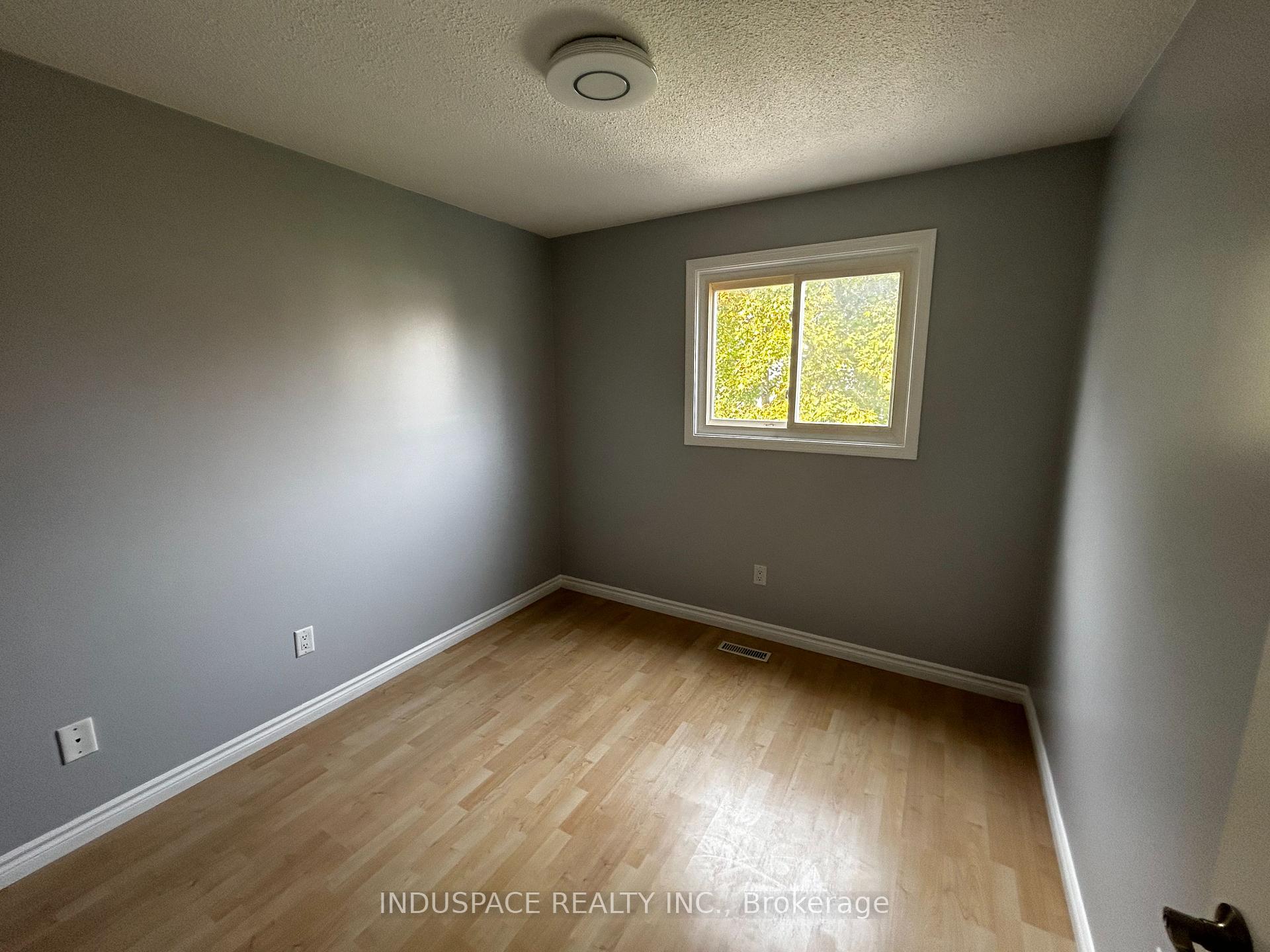 Photo 14 of 45 Granada Crescent, Scarborough, Rouge — HOMEH