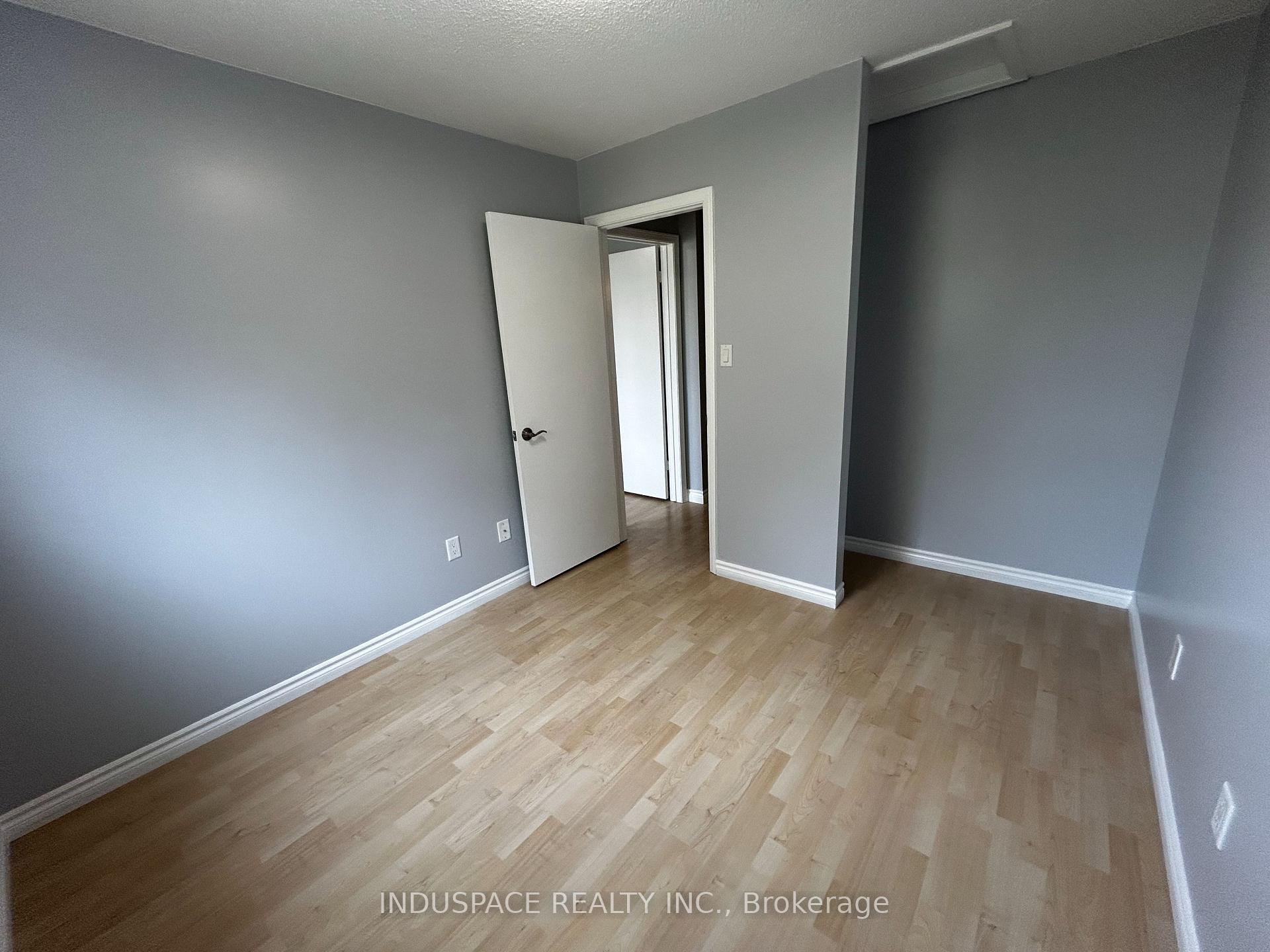 Photo 15 of 45 Granada Crescent, Scarborough, Rouge — HOMEH