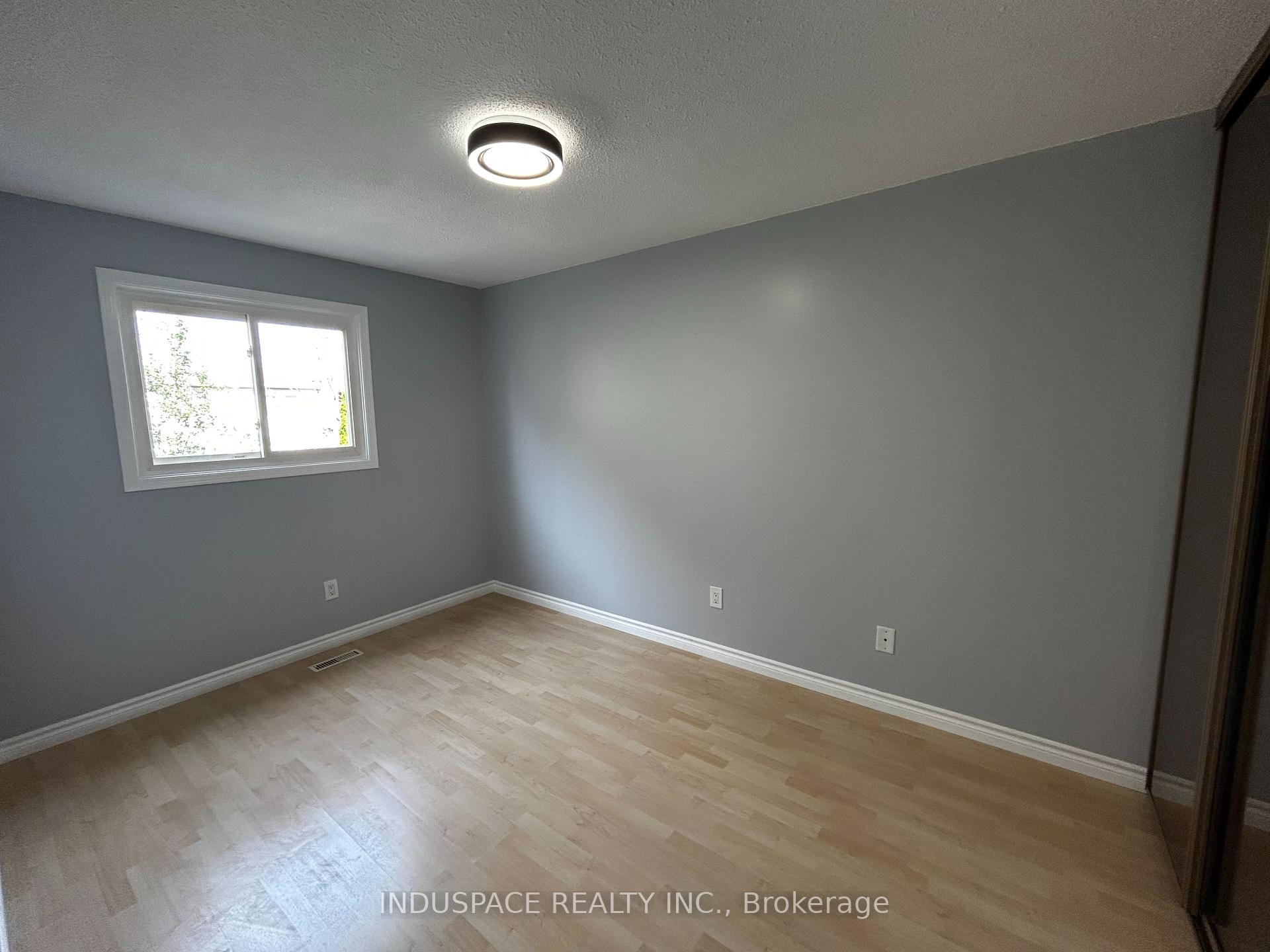 Photo 16 of 45 Granada Crescent, Scarborough, Rouge — HOMEH
