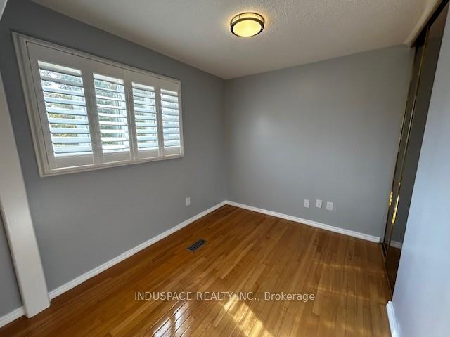 Photo 24 of 45 Granada Crescent, Scarborough, Rouge — HOMEH